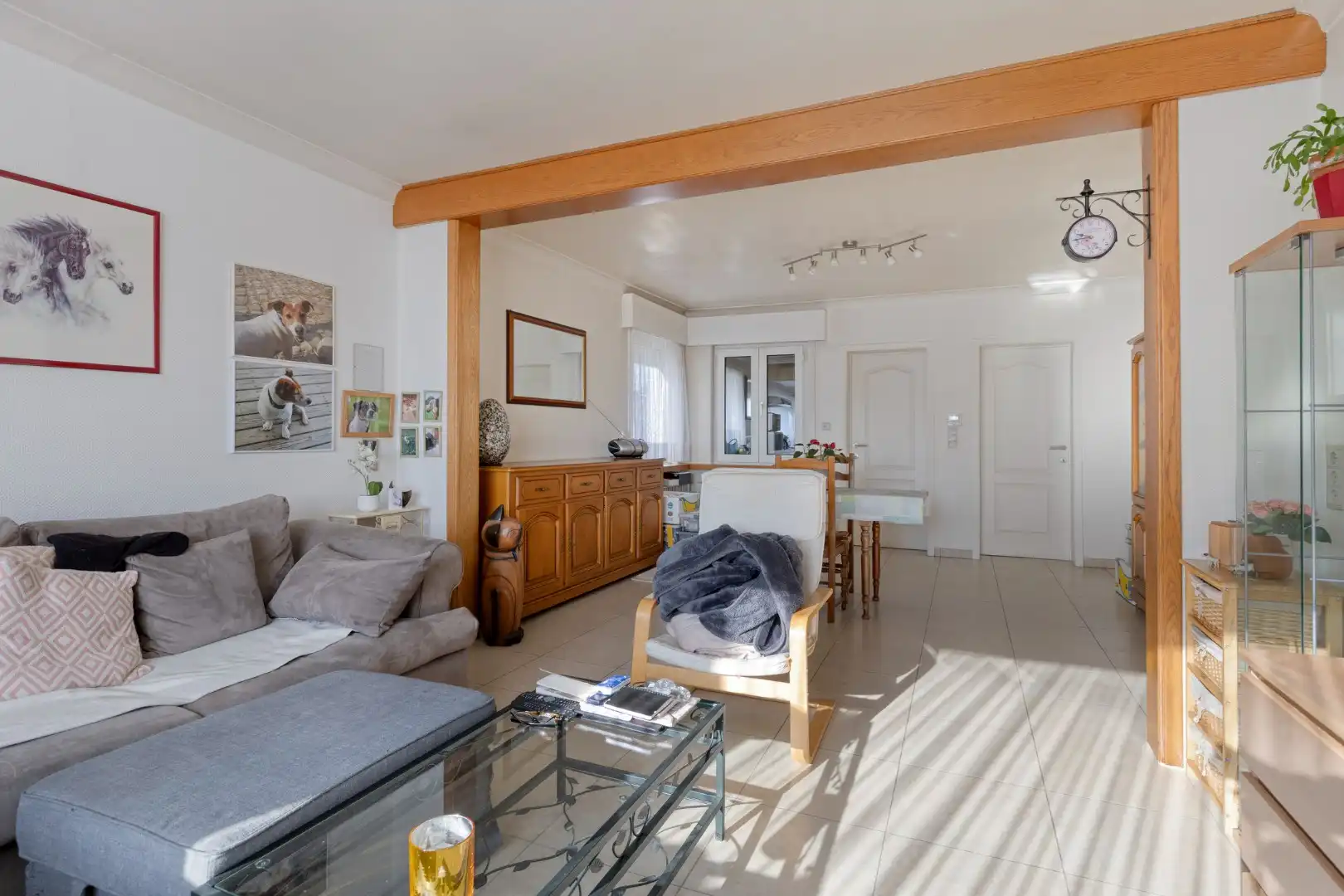 Halfopen bebouwing met 3 slaapkamers, tuin en garage - TOP-ligging en TOP-oriëntatie foto 4