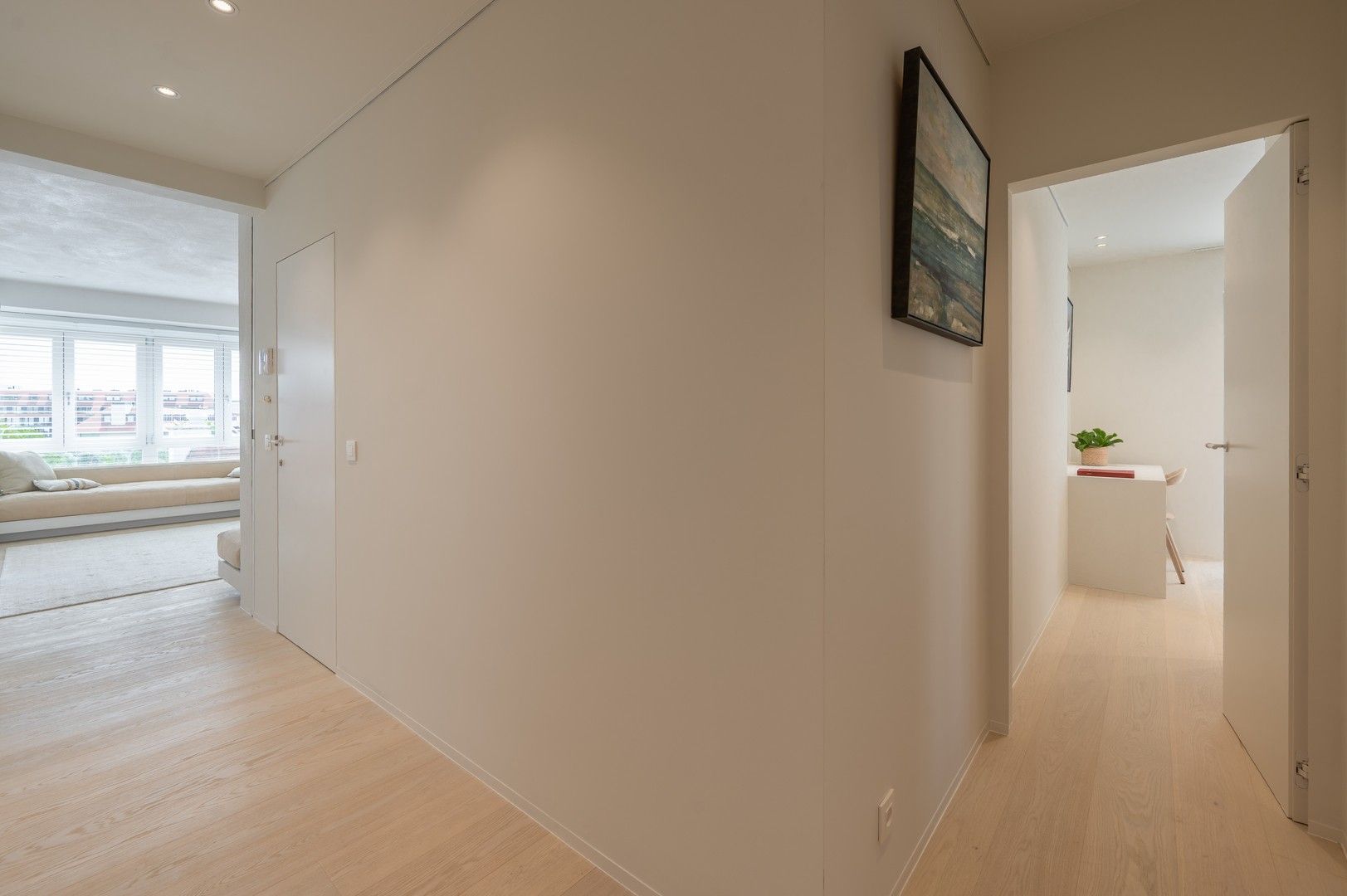 Gerenoveerd hoekappartement met ruime zonneterrassen vlakbij de zee, het Zegemeer en het casino. foto 17