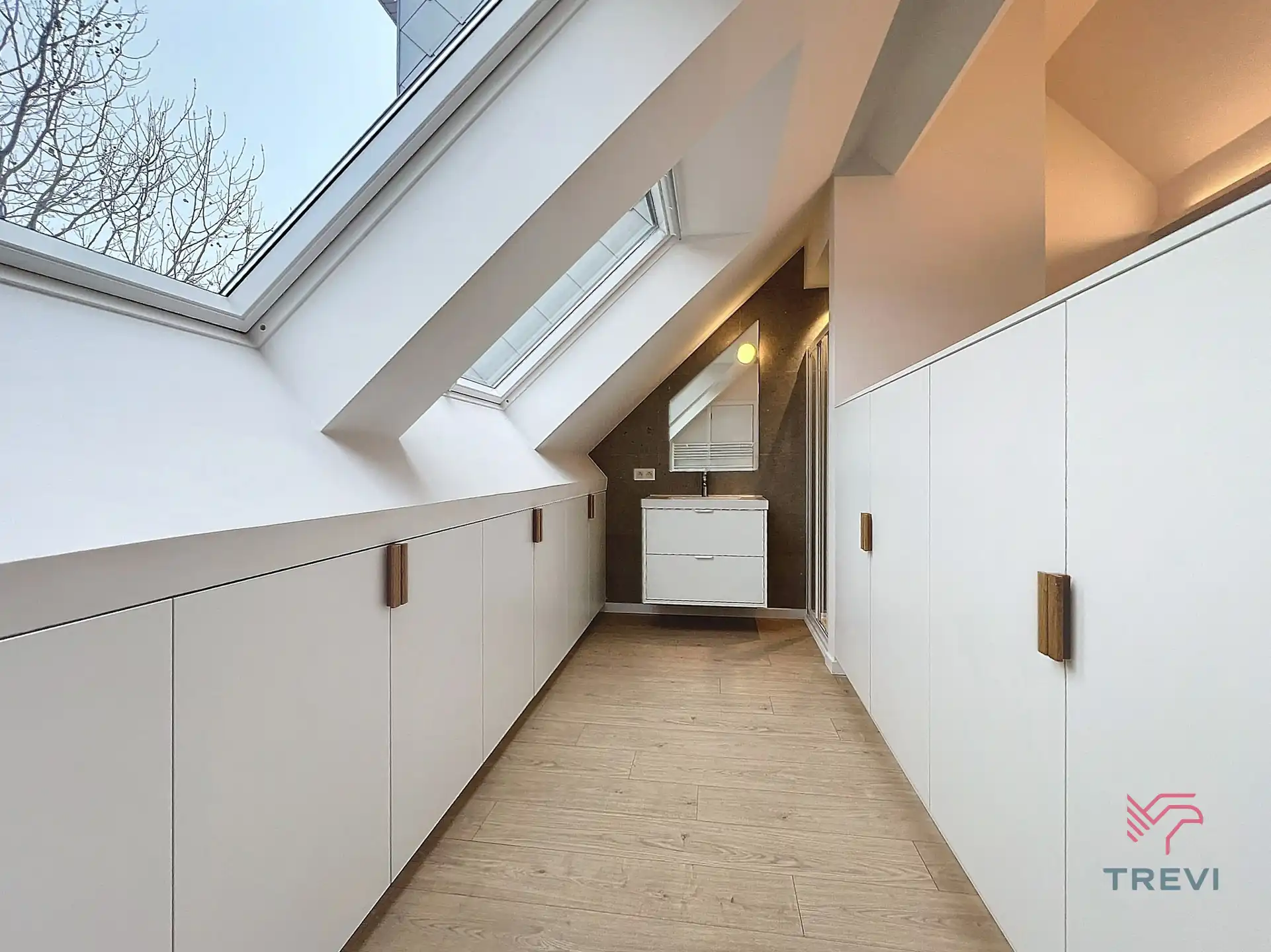 Schitterend huis met 5 slaapkamers en tuin  foto 22