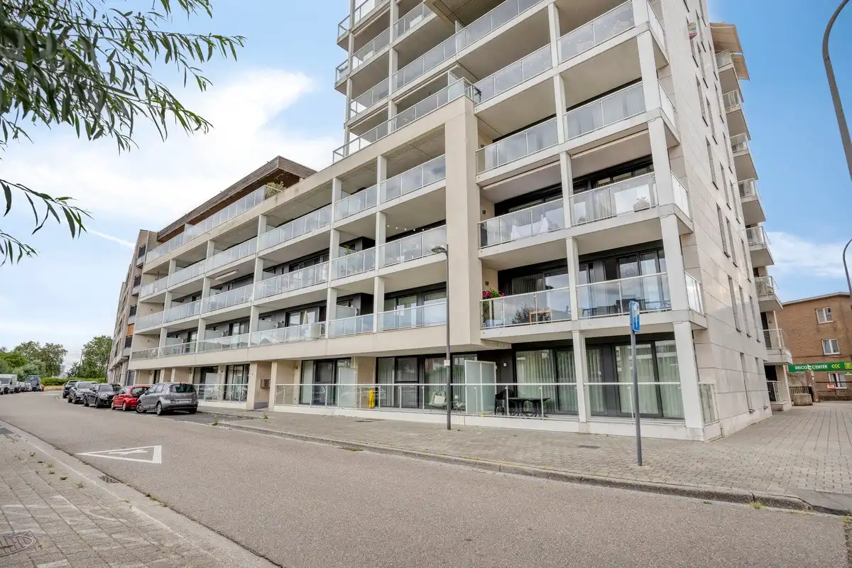 Jong en stijlvol appartement met westgericht terras, veel maatwerk en EPC-label A foto 20