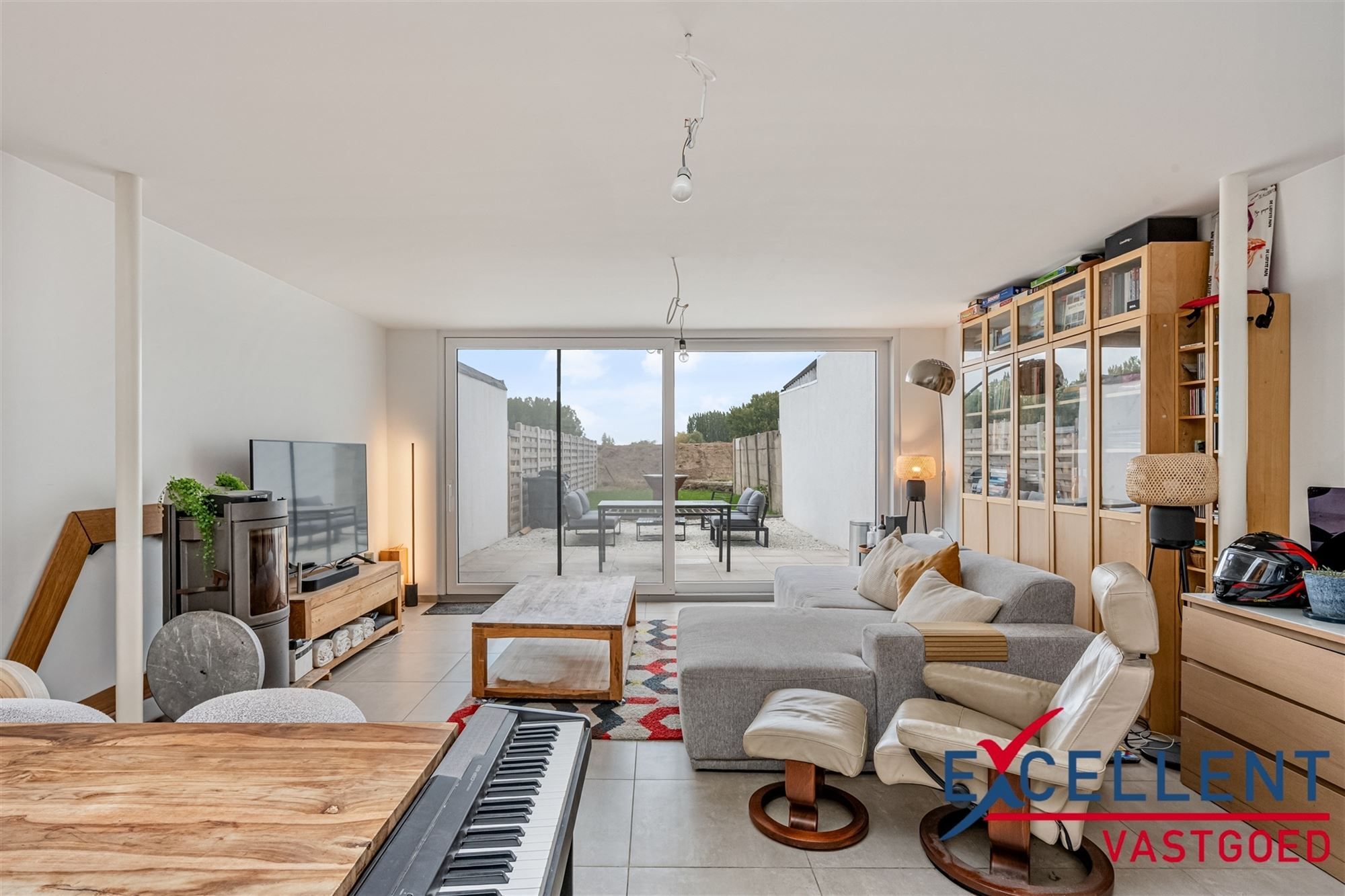 Recent gerenoveerde gezinswoning te Deinze foto 2