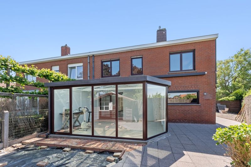 Rumbeke : Gezellige halfopen bebouwing met 4 slaapkamers opp 228 m² nabij sportsite Rumbeke foto 14