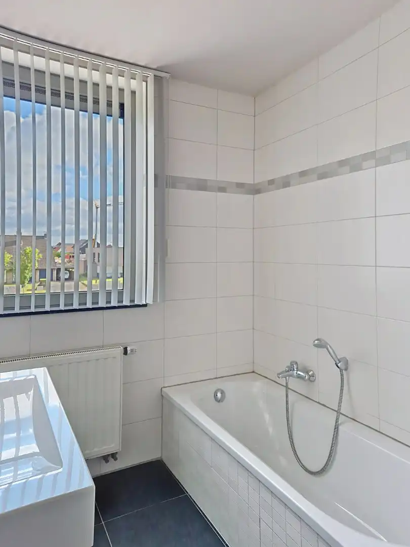Appartement met 2 slpks en garage foto 10