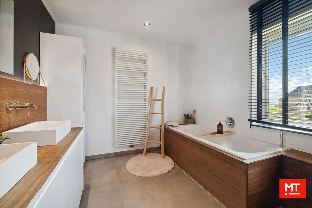 Moderne villa met landelijk uitzicht te koop in Passendale foto 20