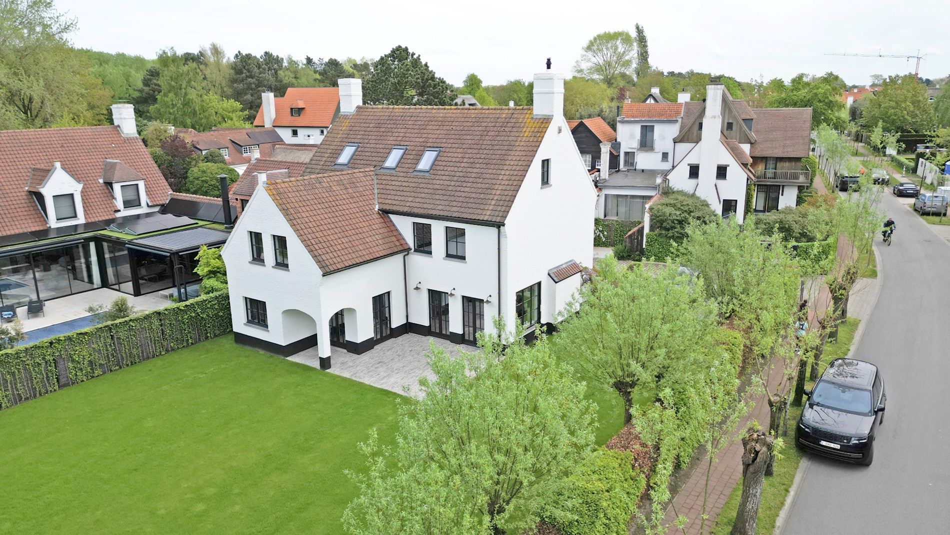 Magnifieke villa met zuidwest gerichte tuin, gerenoveerd 2024 foto 28