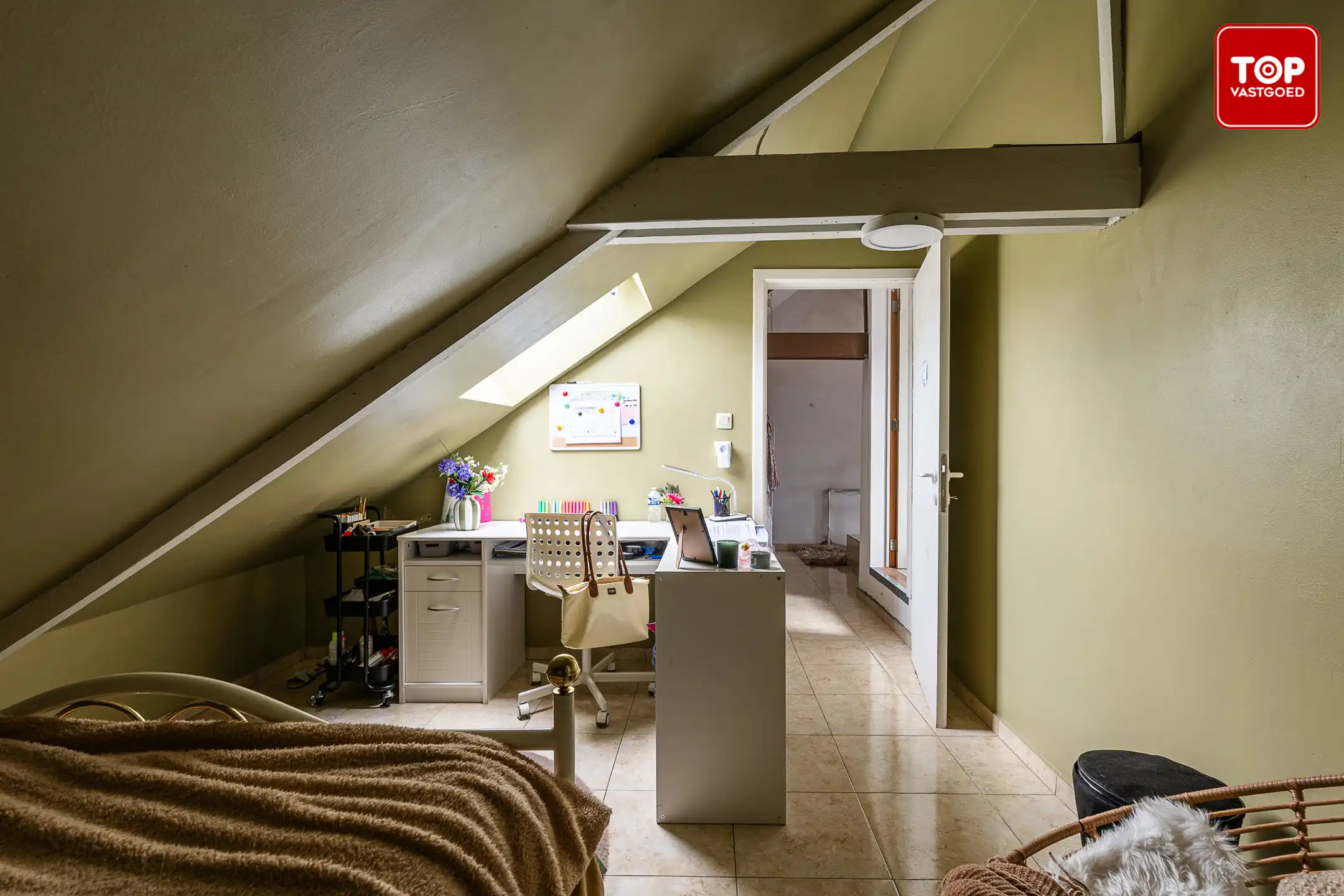 Instapklare HOB met 4 slaapkamers en tuin foto 22