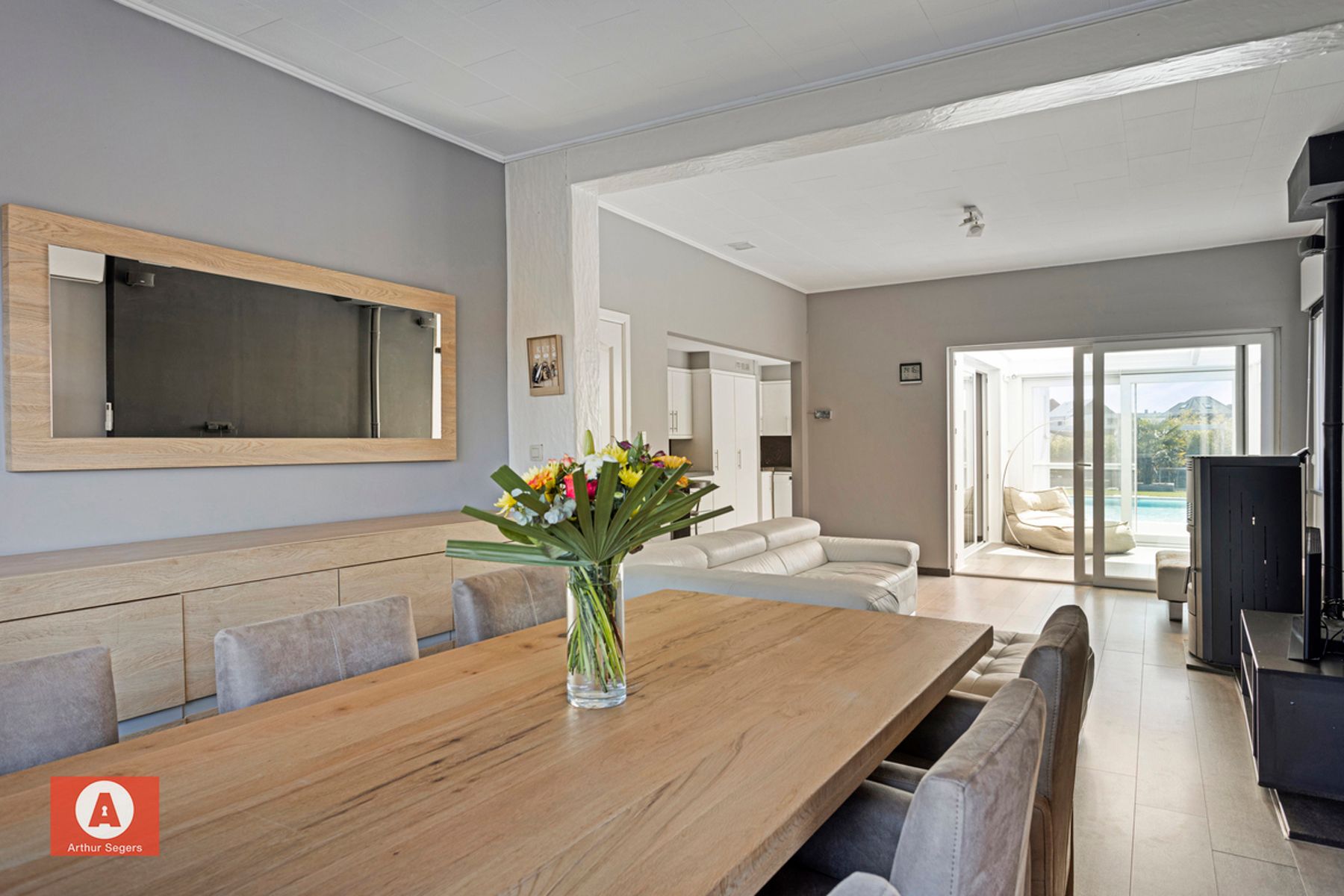 Energiezuinige woning met zwembad en zuidgerichte tuin foto 4