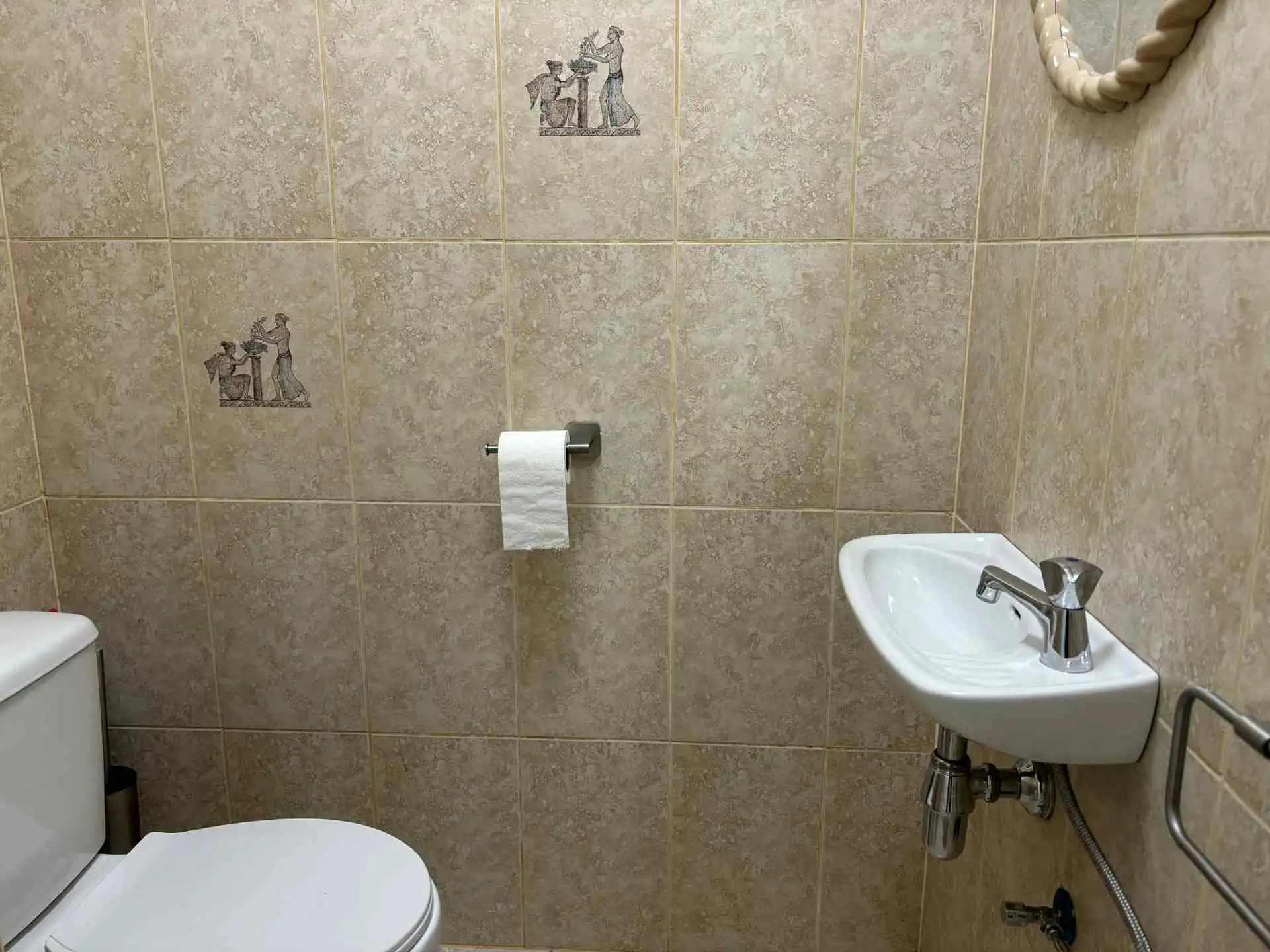 HERZELE - Ruim appartement vlakbij station foto 14