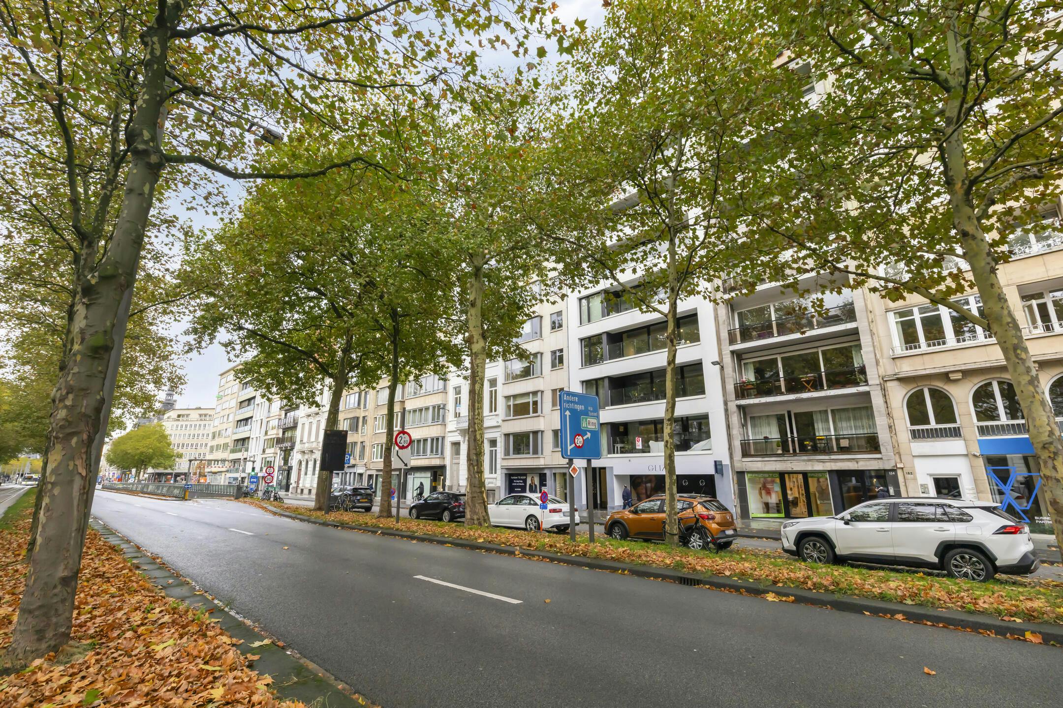 Gerenoveerd appartement te koop in Antwerpen centrum foto 26