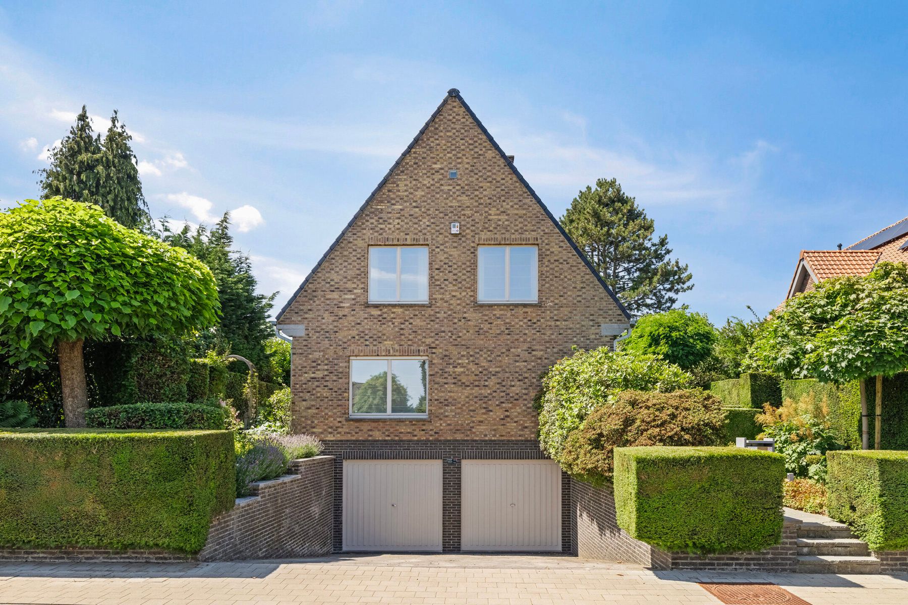 VOLLEDIG INSTAPKLARE VILLA TE KOOP IN DE GEMEENTE WEMMEL! foto 2