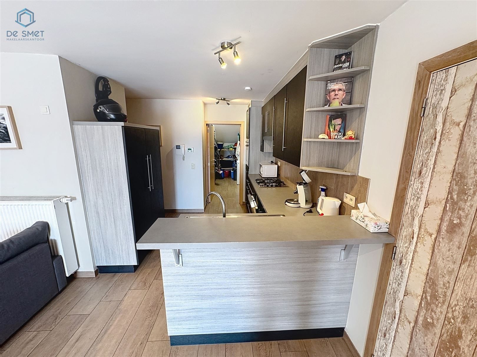 Instapklaar bemeubeld en Energiezuinig Appartement met 1 Slaapkamer, Terras, Berging én Staanplaats in Geraardsbergen foto 5