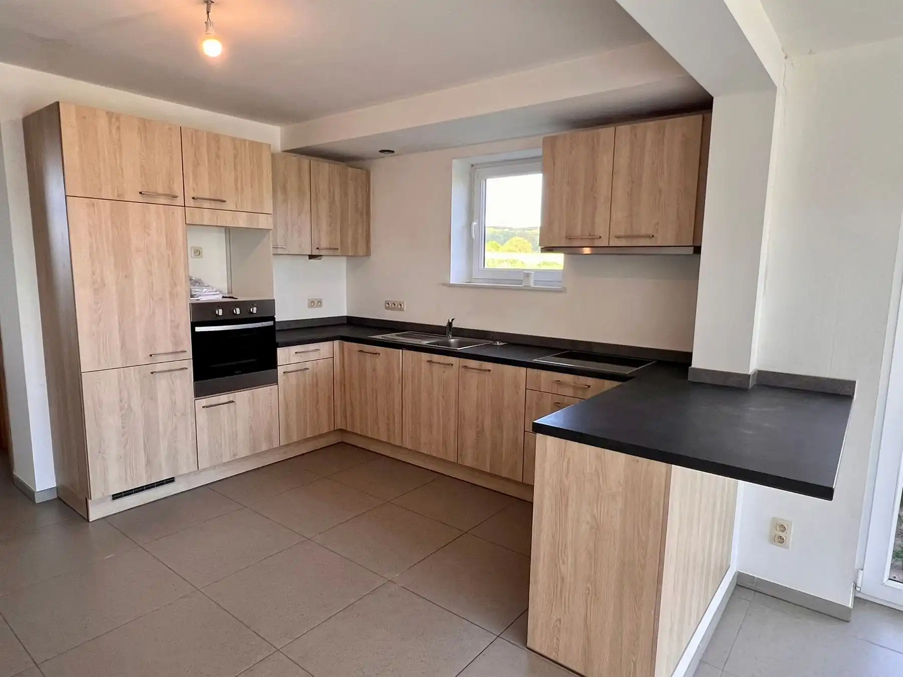 Landelijk gelegen comfortabele halfopen woning foto 4