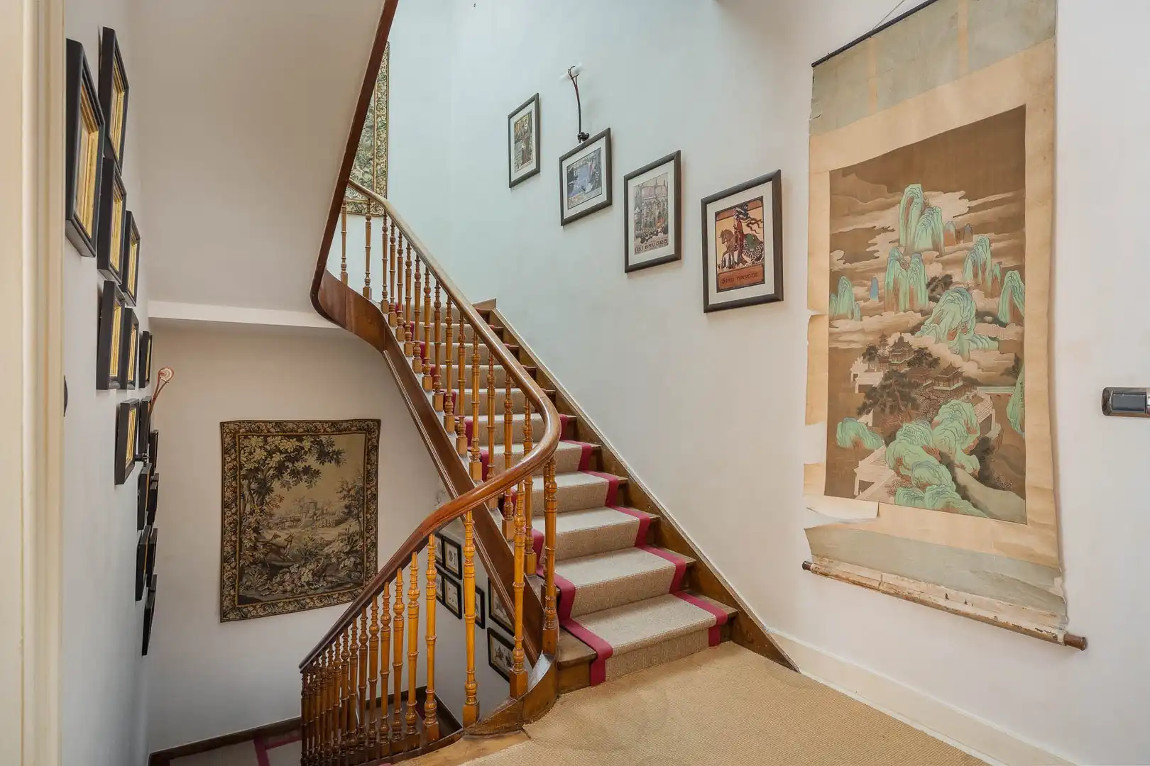 Monumentaal herenhuis aan de Brugse Reien foto 21