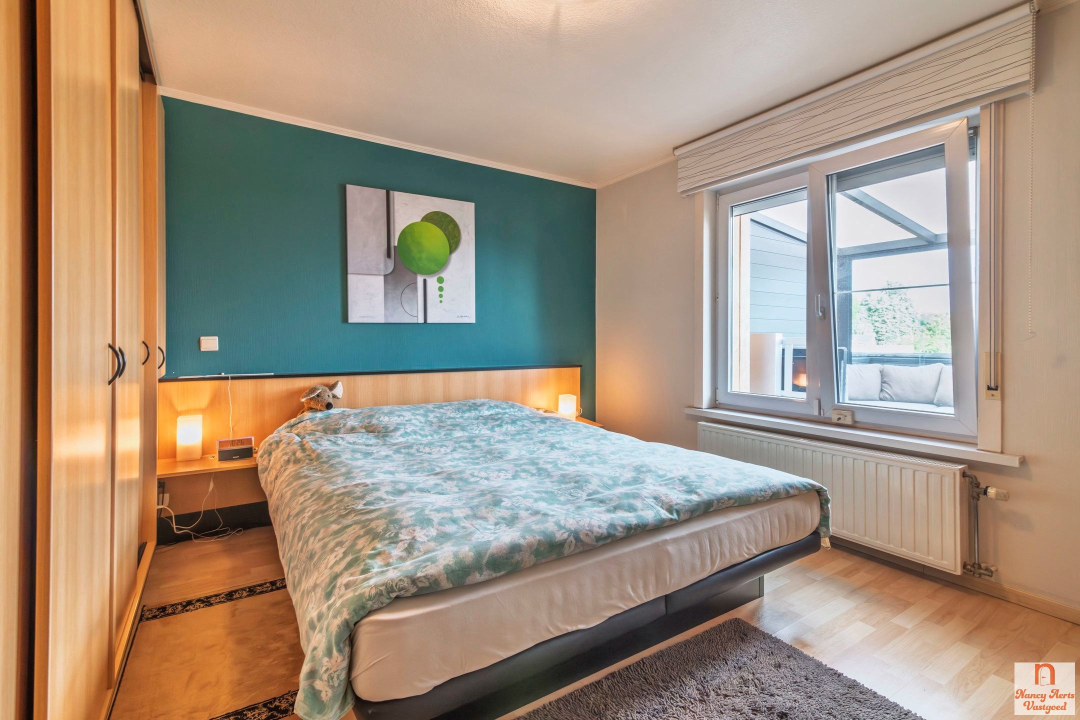 Ruim, stijlvol appartement met 3 slaapkamers foto 14