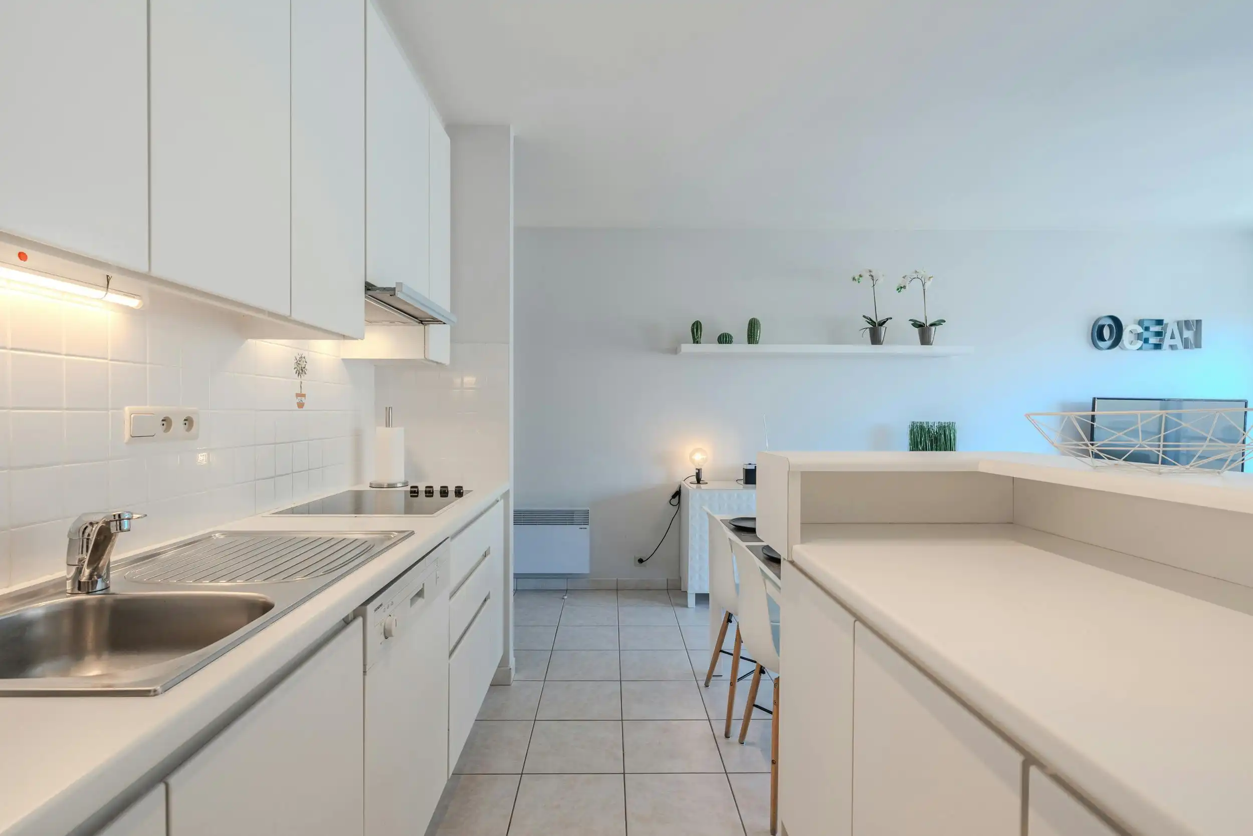 Prachtig appartement met 2 slaapkamers en zijdelings zeezicht !  foto 6
