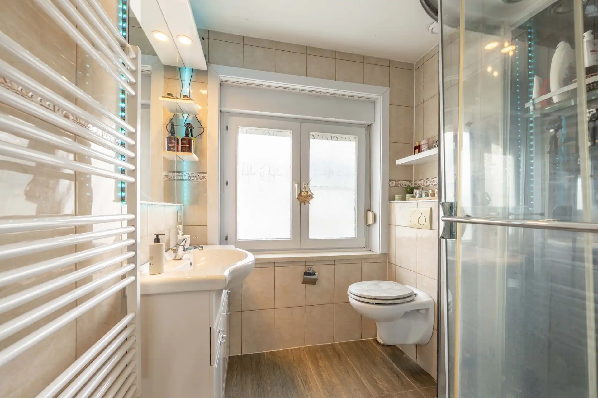 Charmante gezinswoning met 3 slaapkamers in het hart van Wielsbeke - TE KOOP! 🏡 foto 17