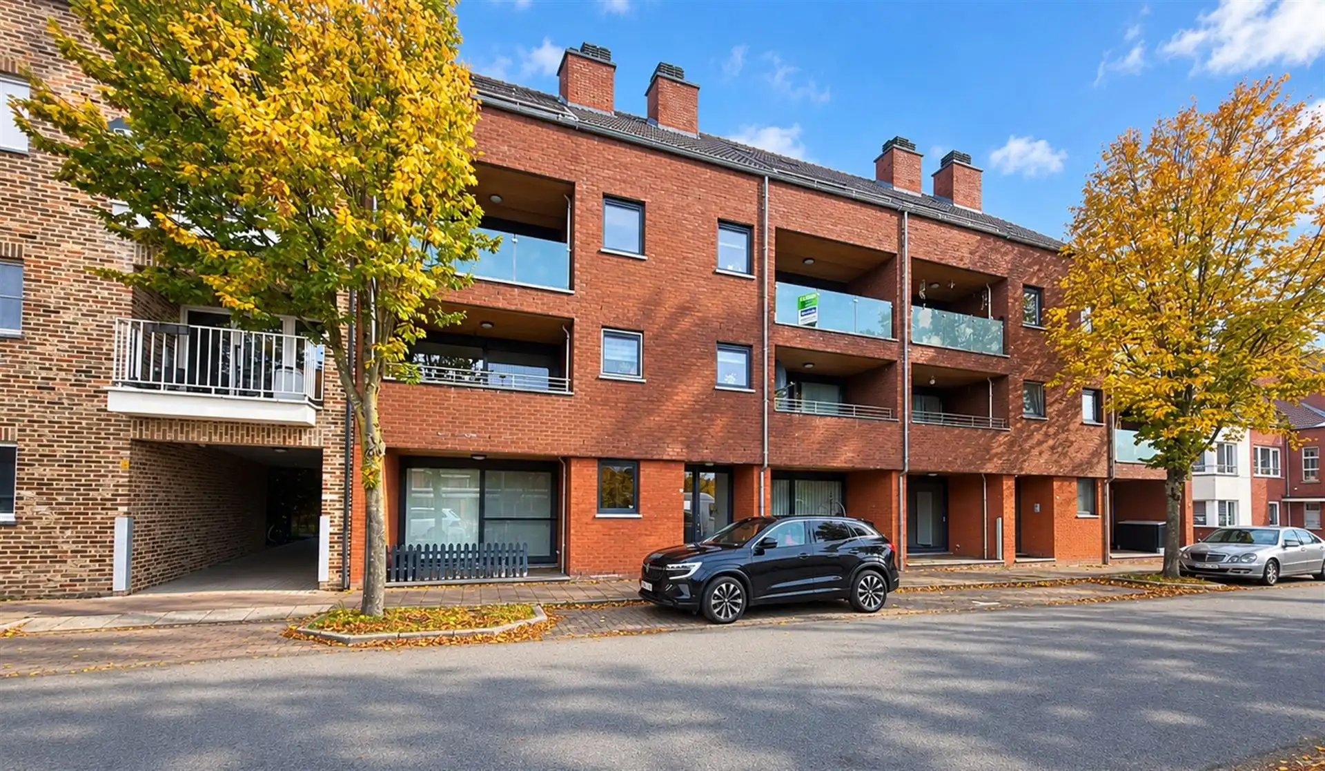Appartement met 2 slaapkamers, terras en 2 ondergrondse parkeerplaatsen foto 2