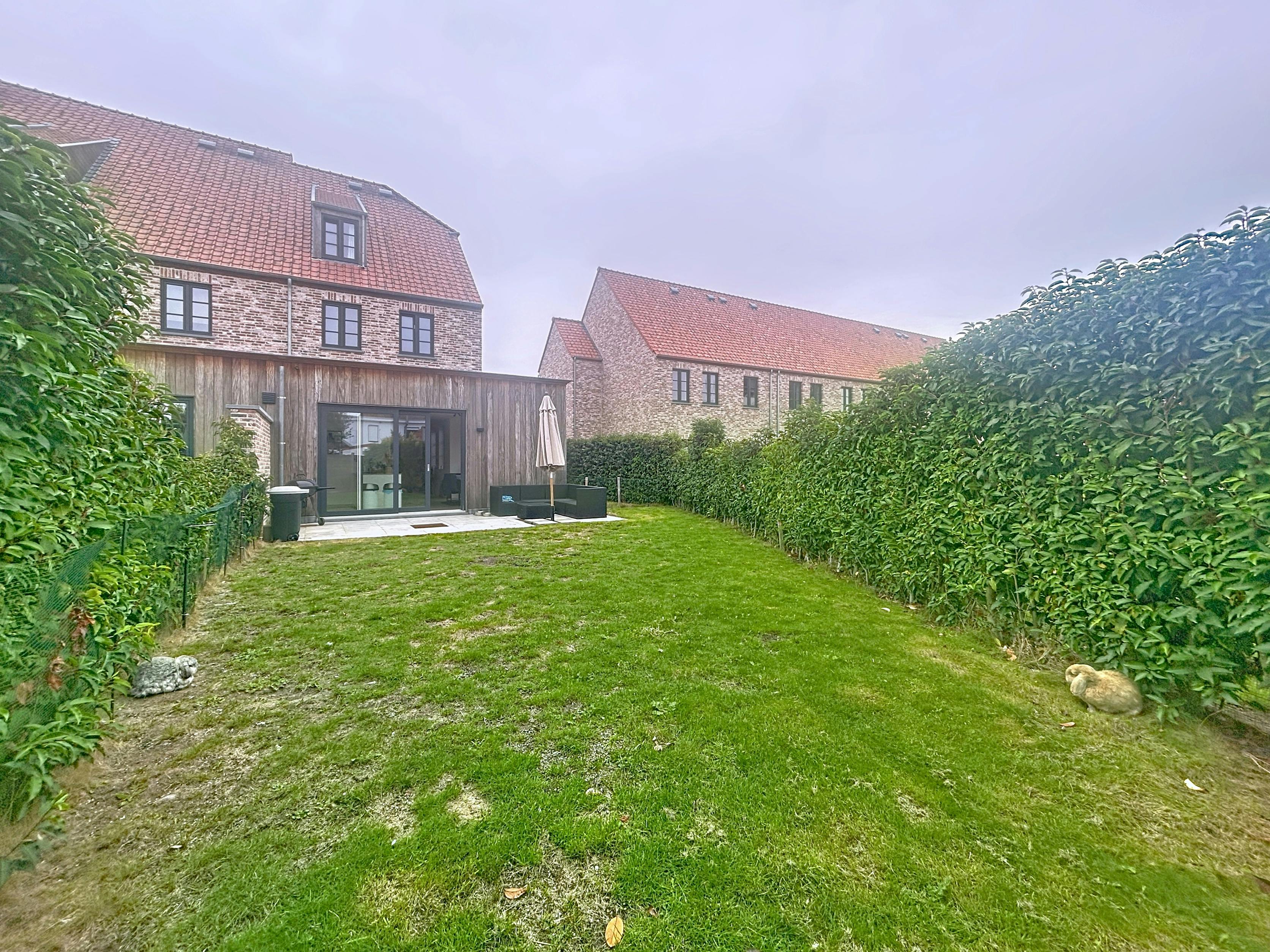 Prachtige ruime halfopen woning te huur in Waregem foto 18