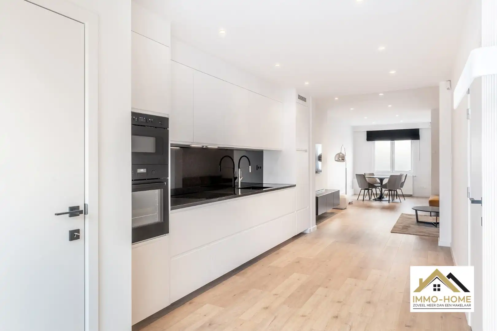 Recent gerenoveerde woning te Lokeren!  foto 3