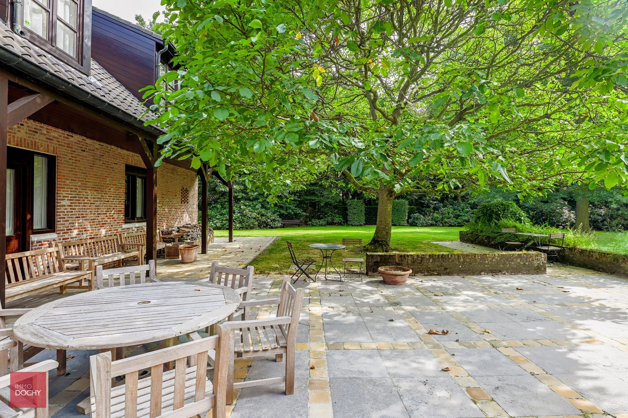Ruim landhuis in prachtig domein van ca. 2ha foto 6