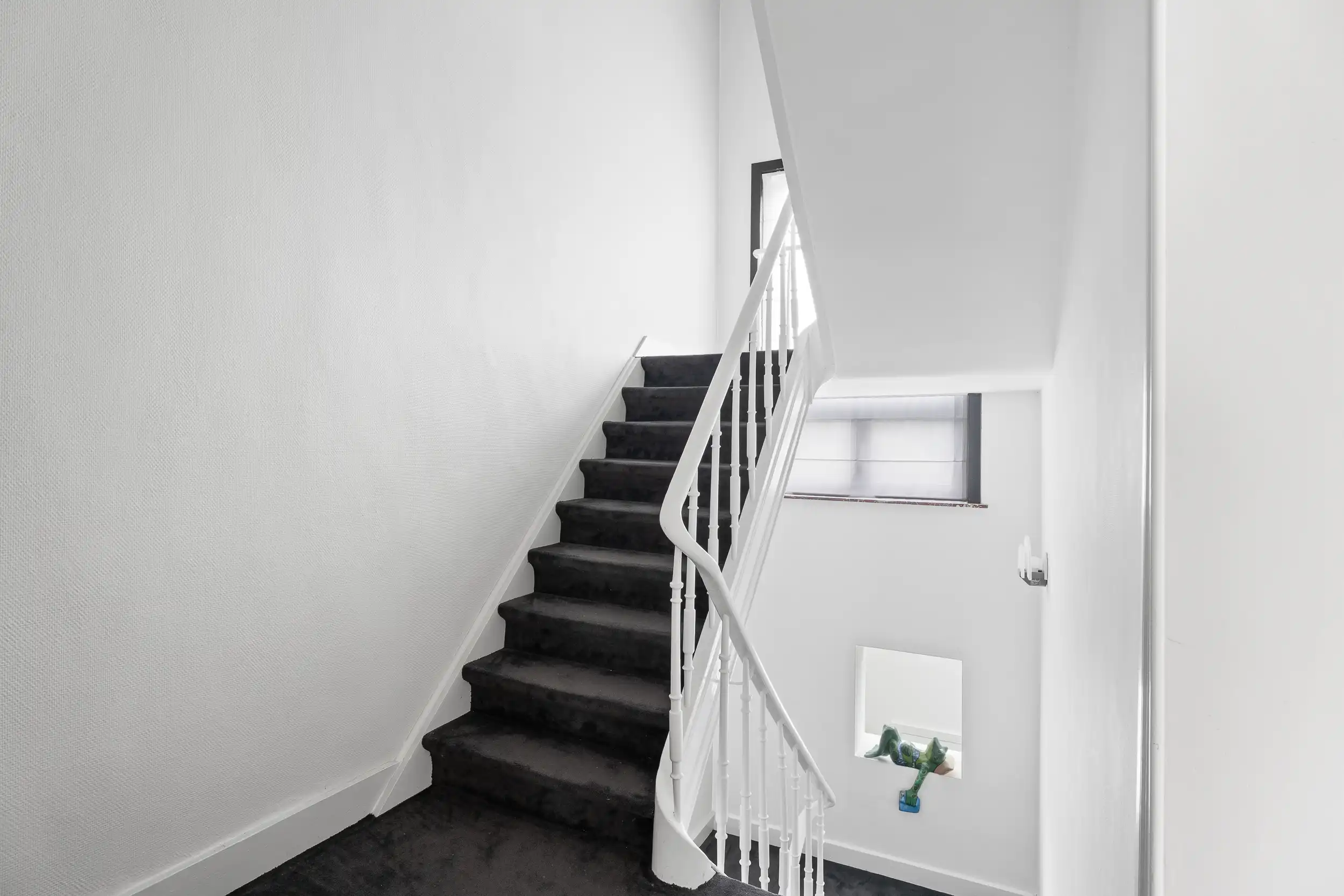 Karaktervol herenhuis (4 slpk) met diepe tuin te Wetteren foto 10