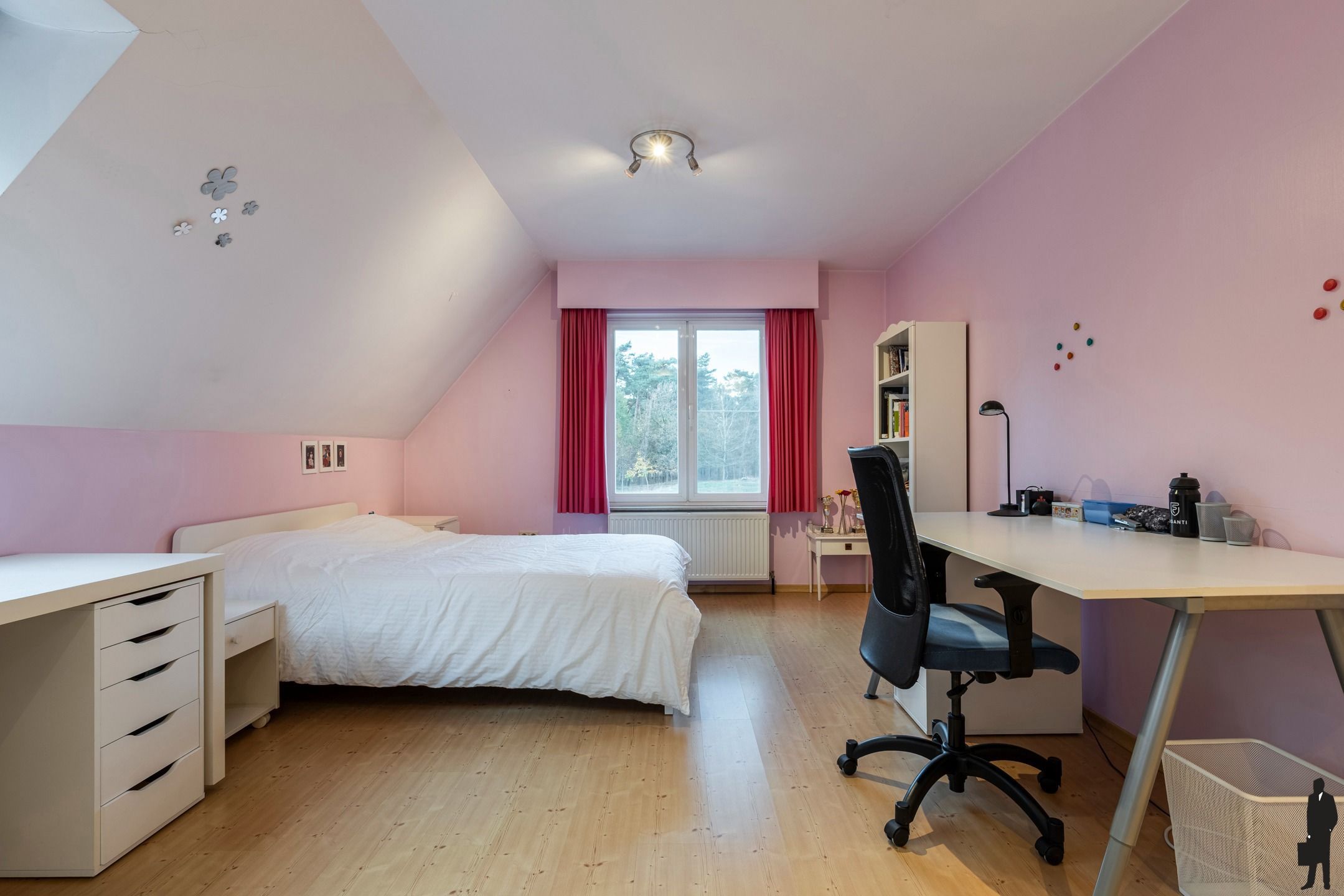 Villa met zwembad en privébos volledig omheind in Retie foto 14