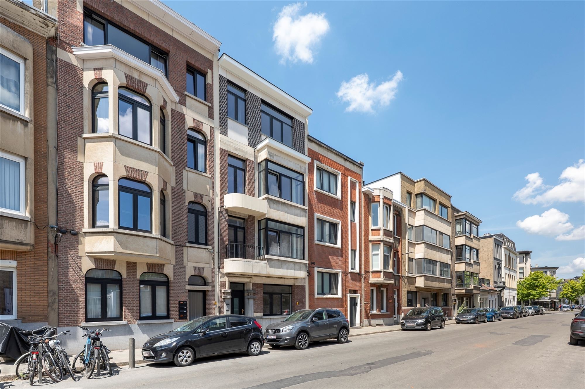 Gerenoveerde penthouse met ruim terras foto 19