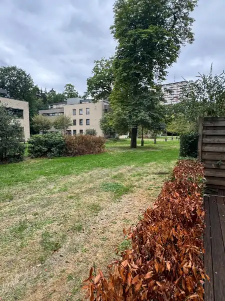Gelijkvloers appartement met 2 slaapkamers foto 28