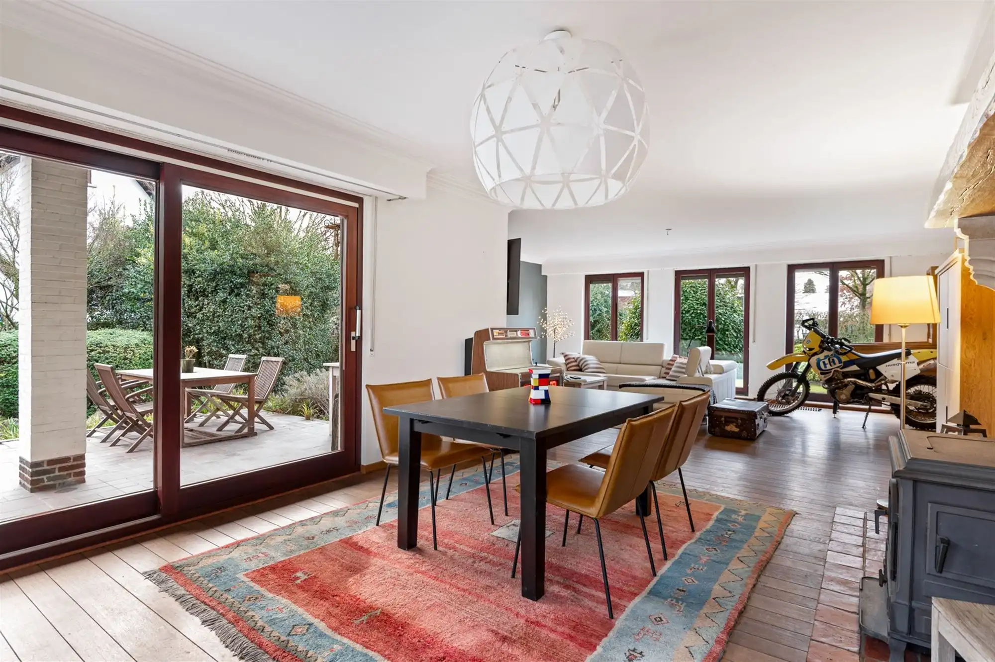 Landelijke villa met 5 slaapkamers op ca. 2.226 m2. foto 4