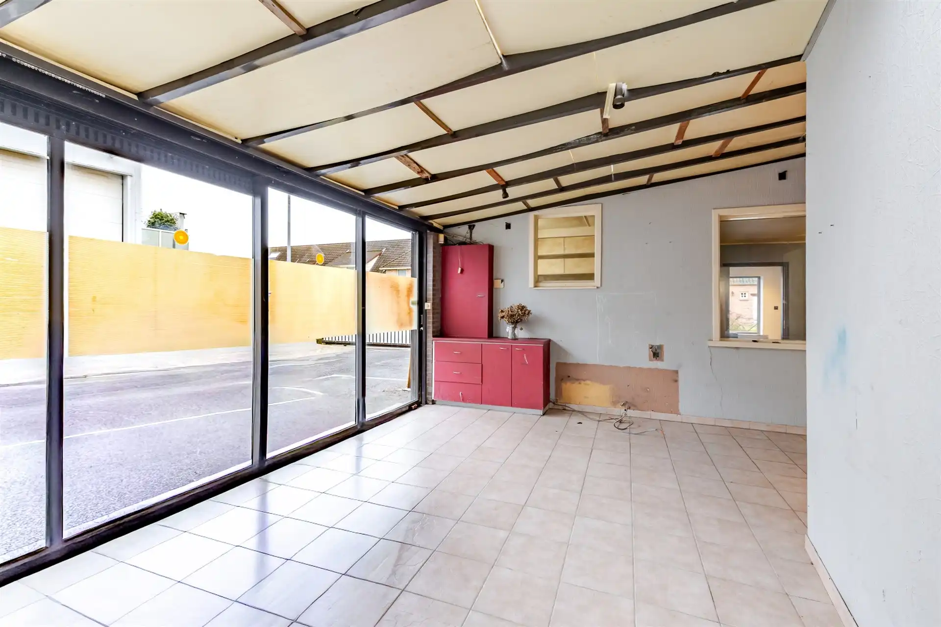 Te renoveren woning met ruimte voor achtertuin foto 9