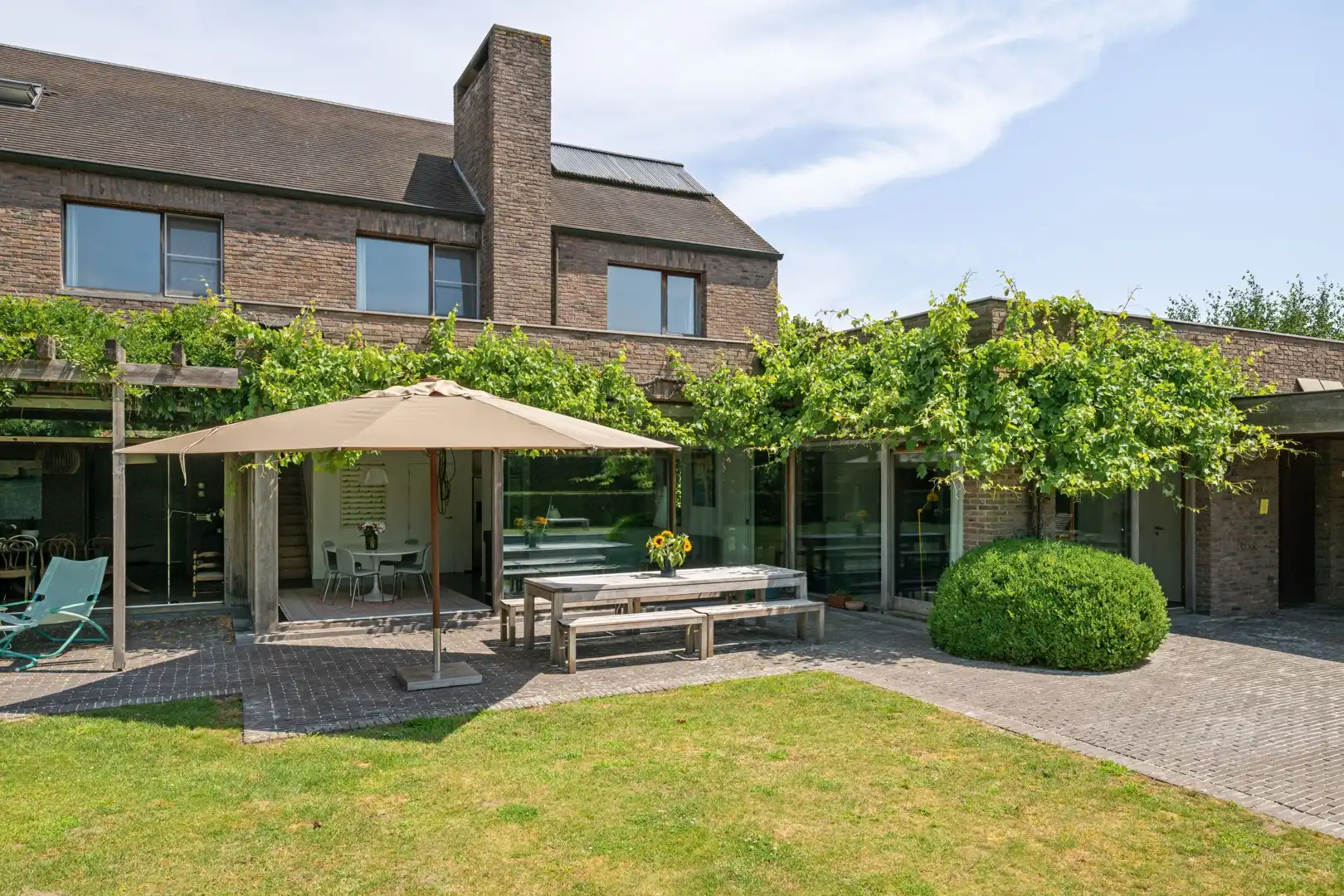 Architecturale villa met zwembad aan Sterrebos - Rumbeke foto 37