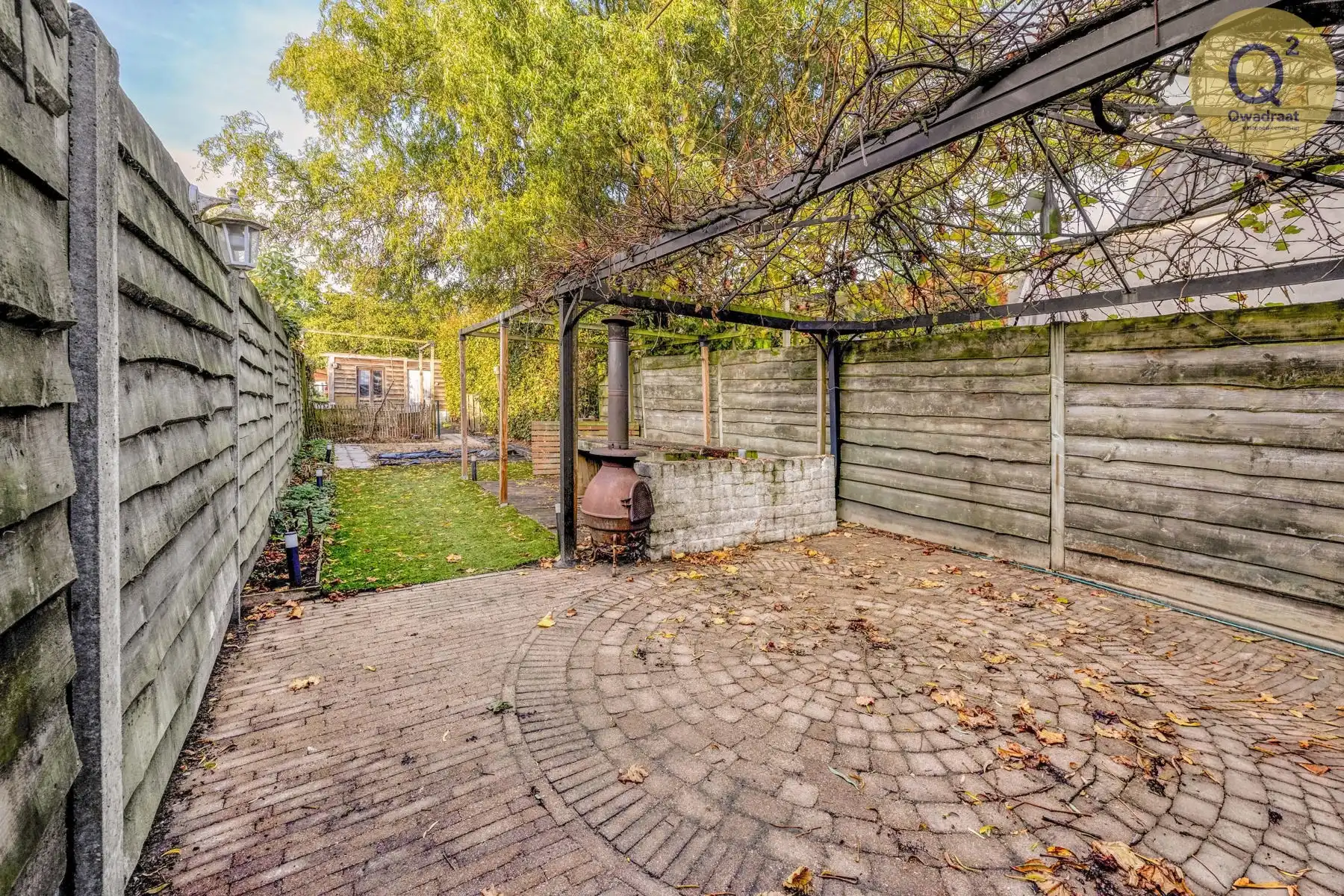Gerenoveerde instapklare woning met grote tuin foto 38