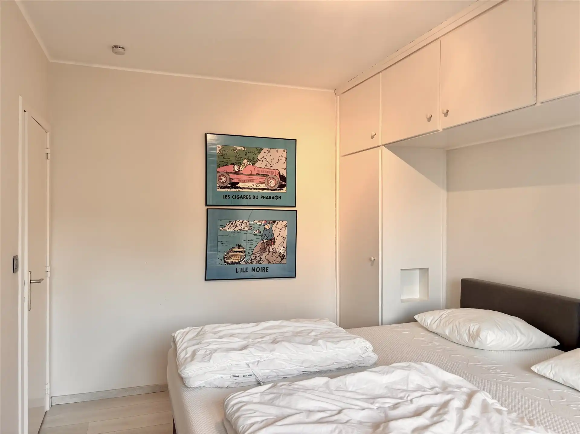 Lichtrijk appartement met zeezicht foto 9