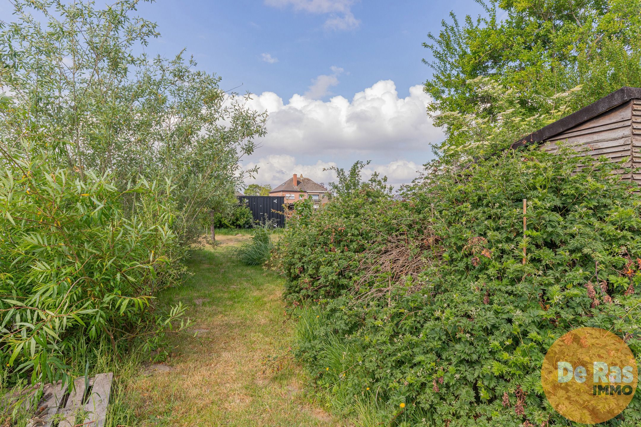 WANZELE - Te renoveren open bebouwing op perceel van 1286 m² foto 21
