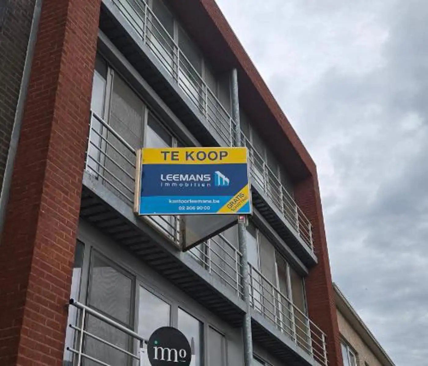 Instapklaar appartement met terras in het centrum van Zellik! foto 19