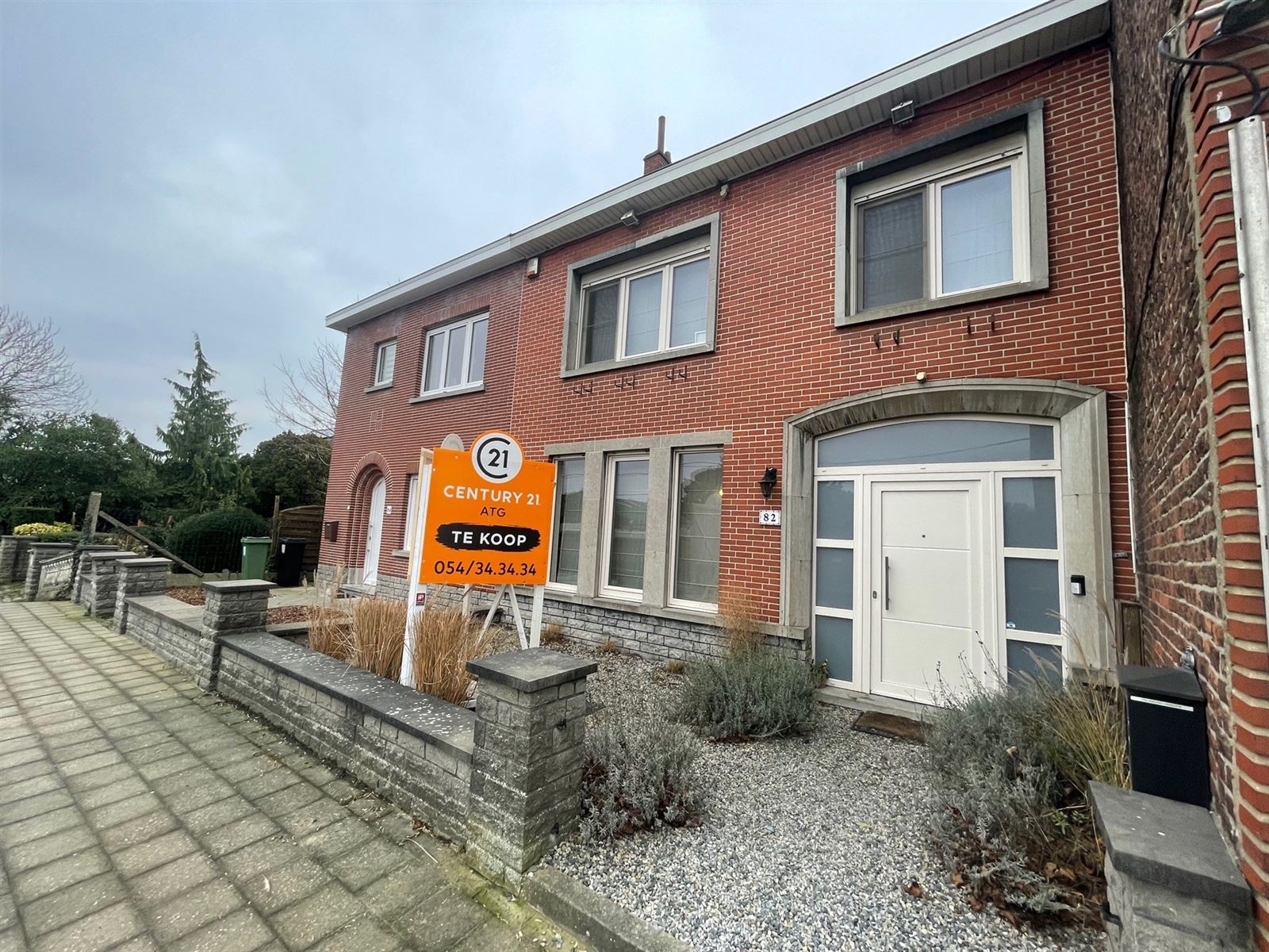 Hoofdfoto van de publicatie: gezinswoning met tuin op 2are95