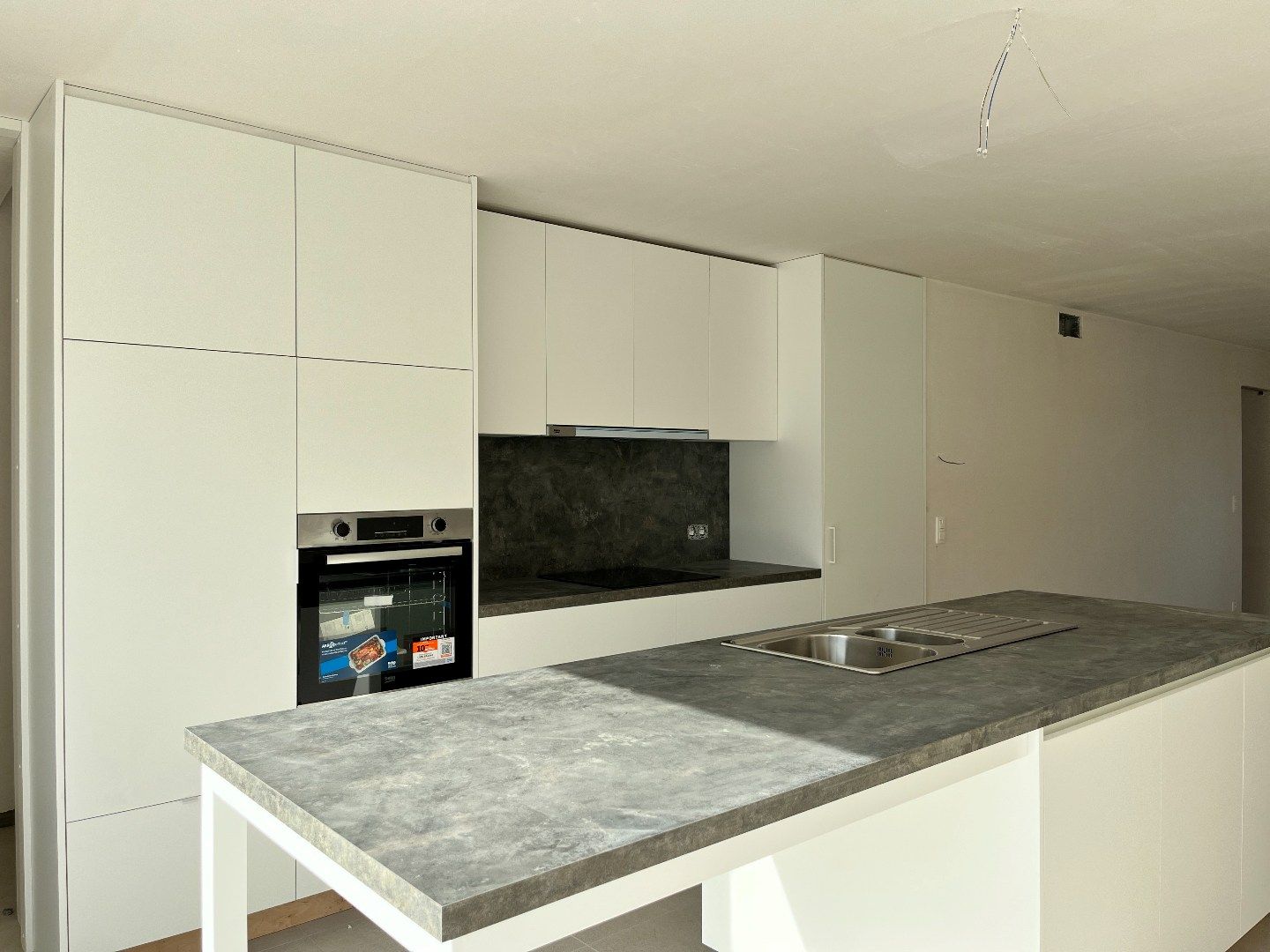 Instapklare nieuwbouwwoningen met garage en autostaanplaats te Langemark foto 3