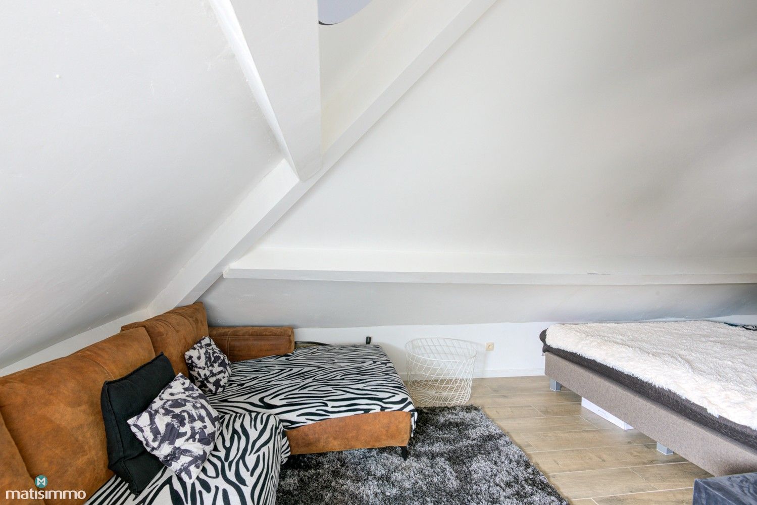 VERRASSEND, KARAKTERISTIEKE WONING IN HALFOPEN BEBOUWING MET 4 SLAAPKAMERS IN BALEN foto 22