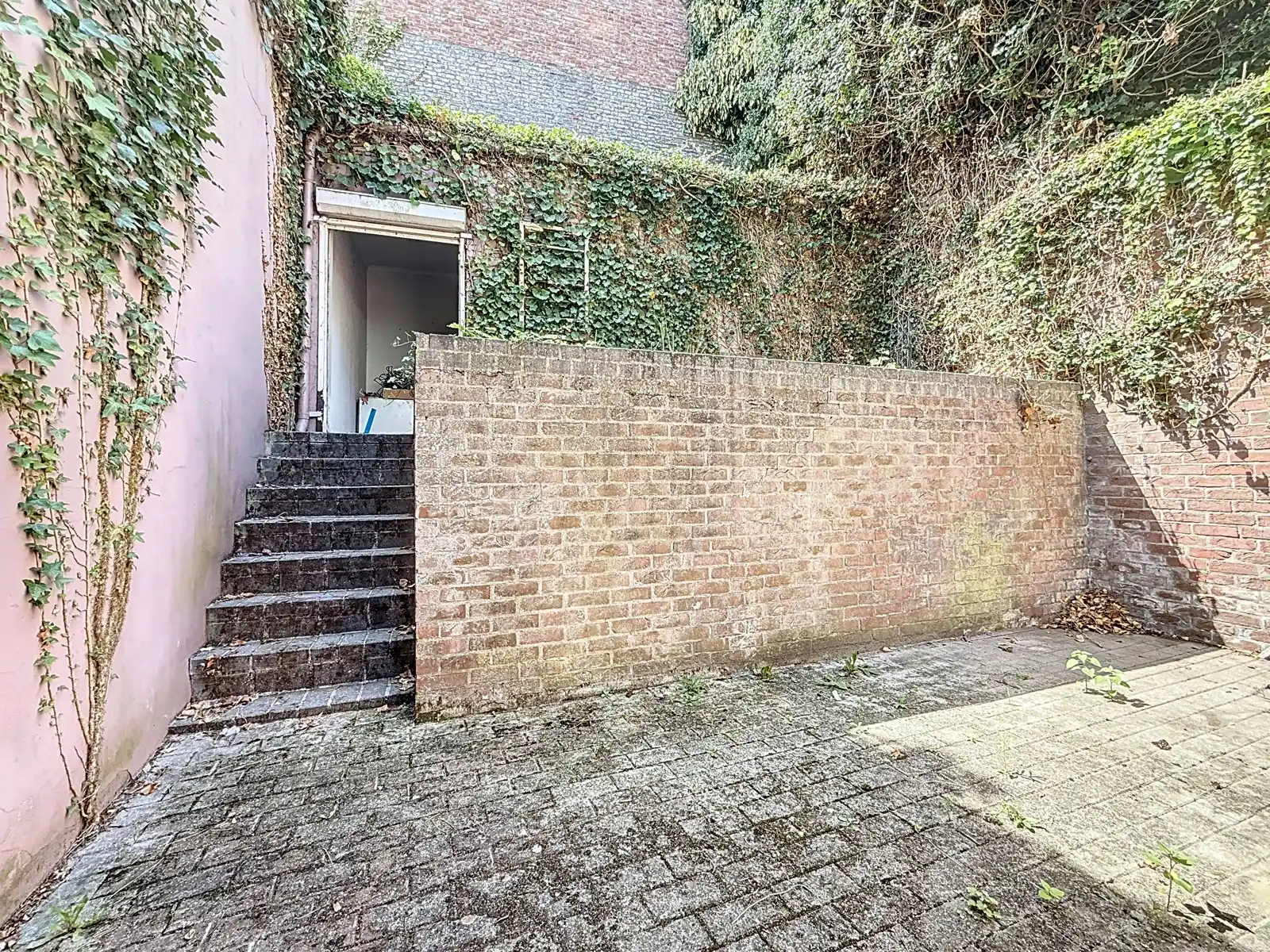 Handelspand op toplocatie met diverse mogelijkheden foto 10