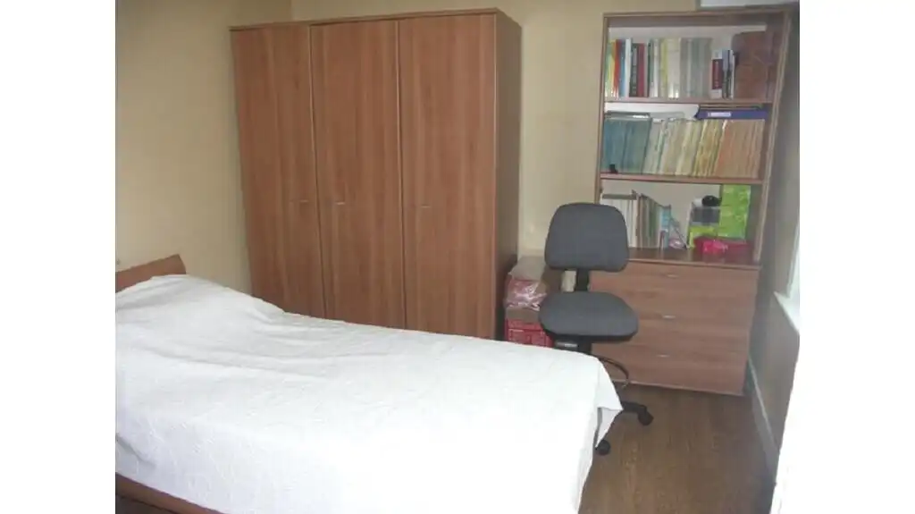 Comfortabele 2-slaapkamerwoning met Terras te koop in Brugge foto 7