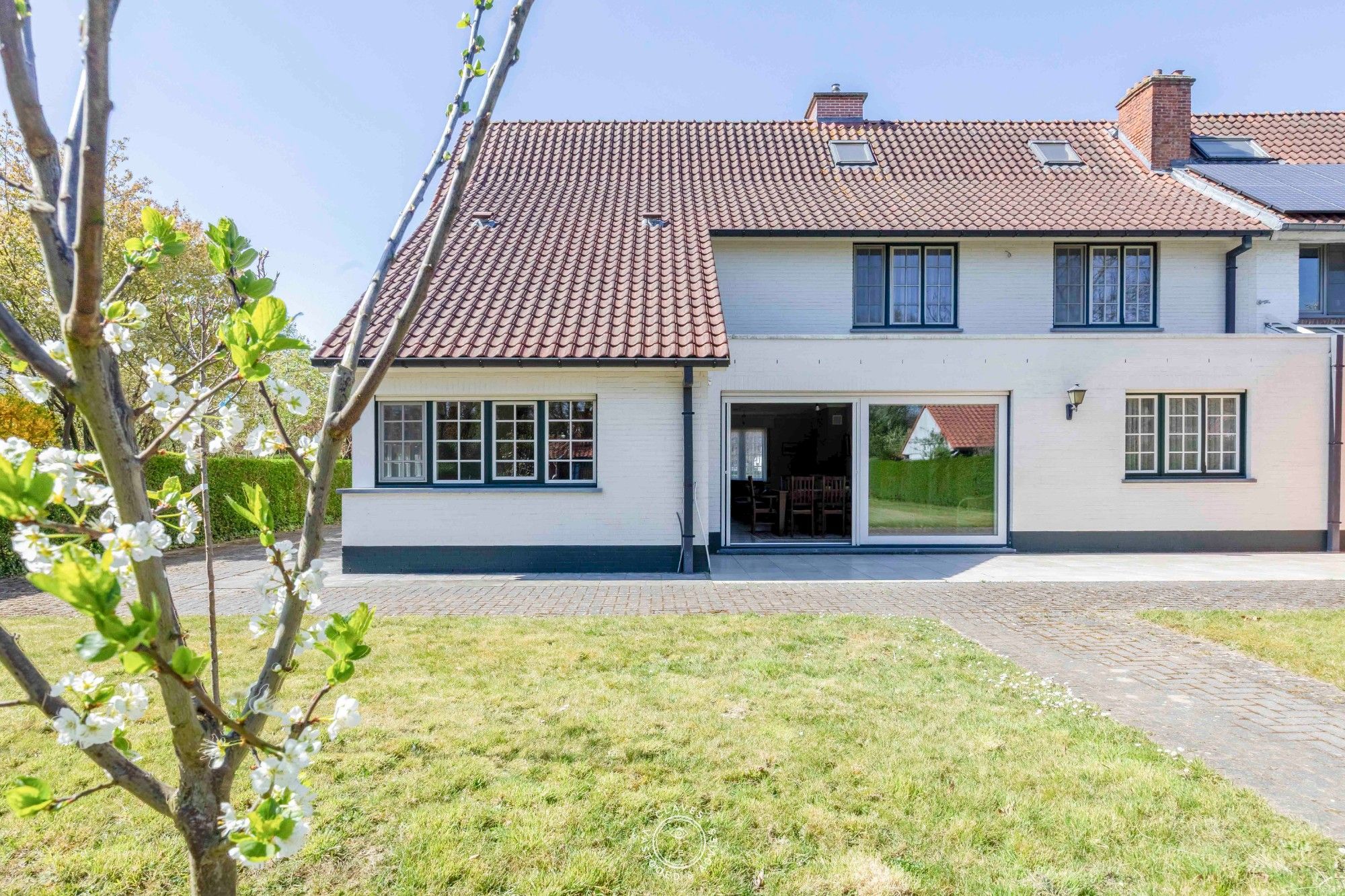 Uitzonderlijk: recent gebouwde woning in de charmantste wijk van Sint-Niklaas 'De Vogelkeswijk' foto 11