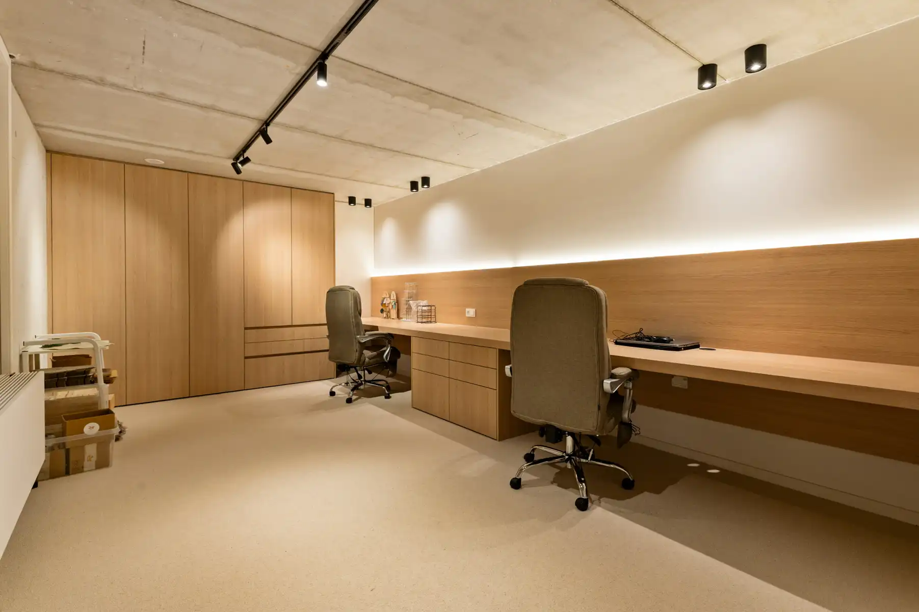 Exclusieve recente woning met hoogwaardige afwerking. foto 22