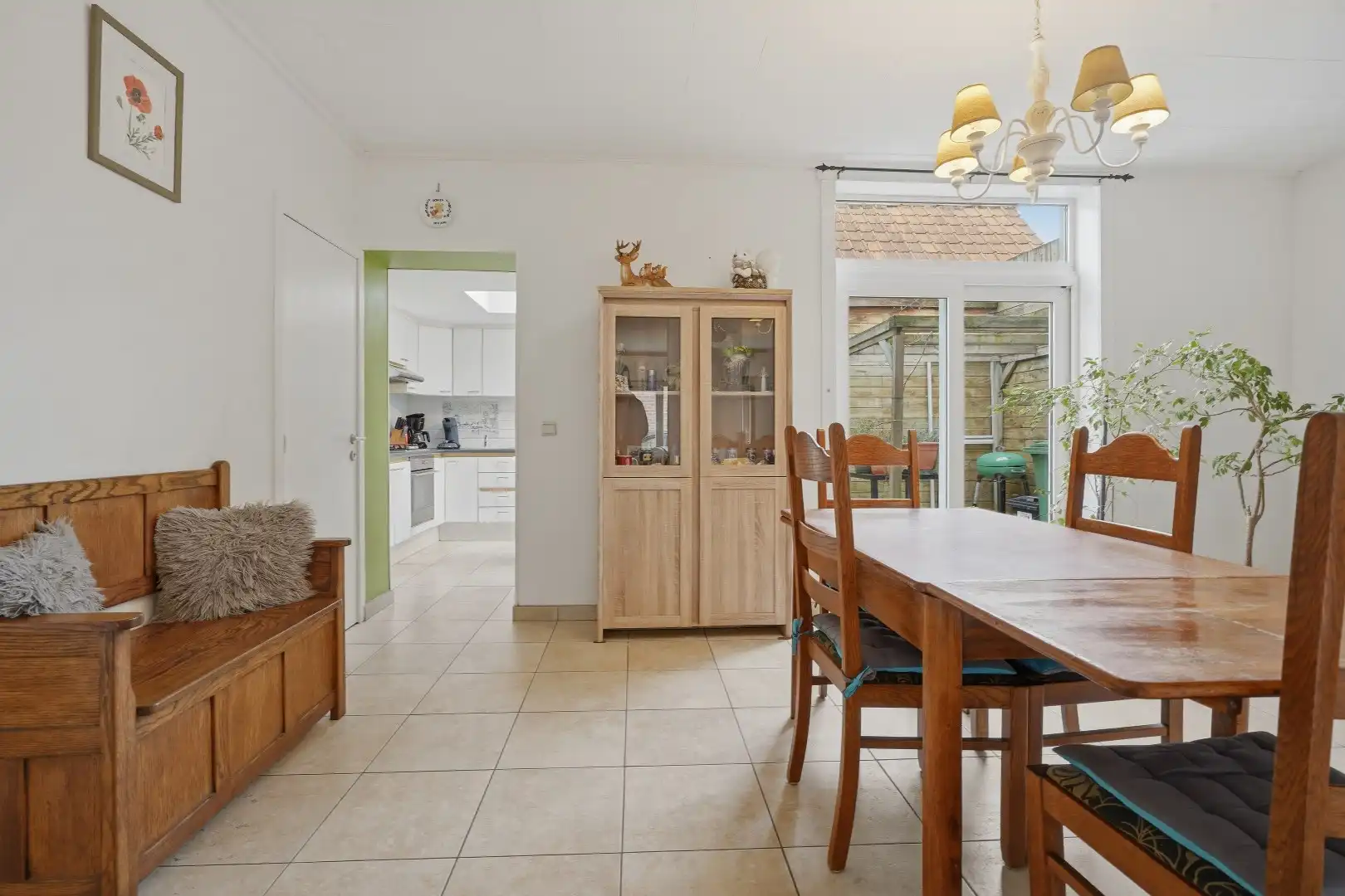 Instapklare woning in hartje Diksmuide, met zicht op het stadspark! foto 5