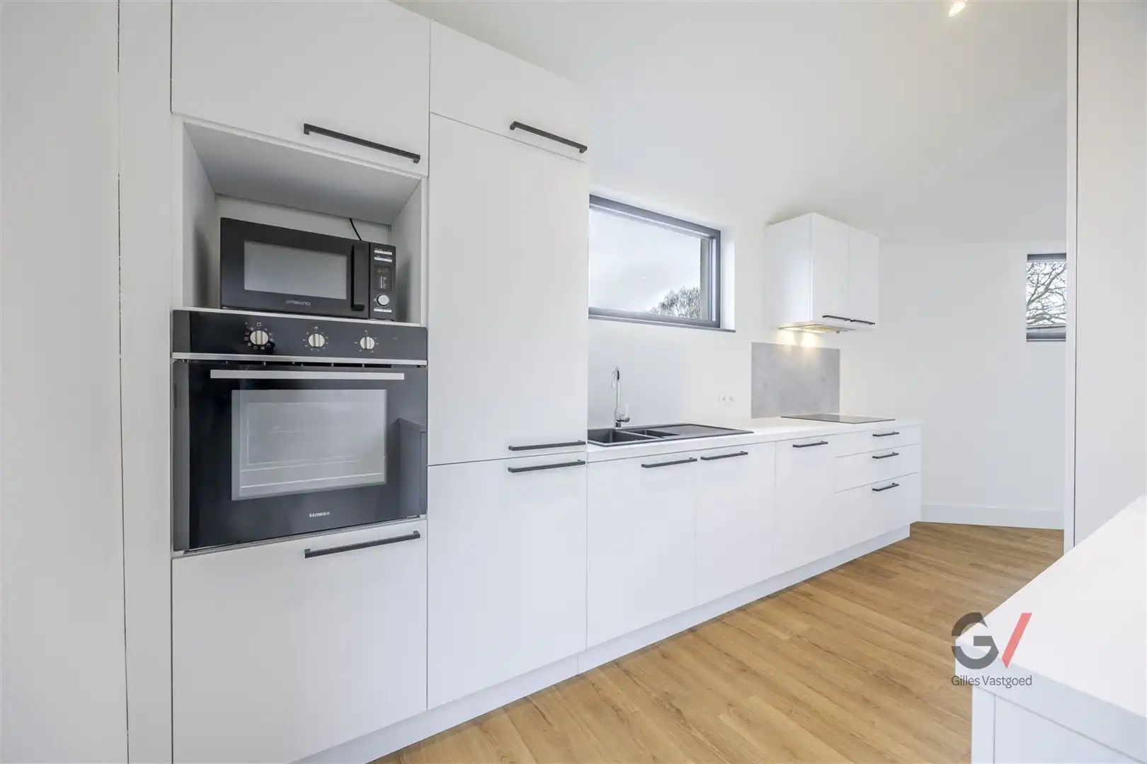 Instapklare woning met 2 slaapkamers te koop in Herent. foto {{pictureIndex}}