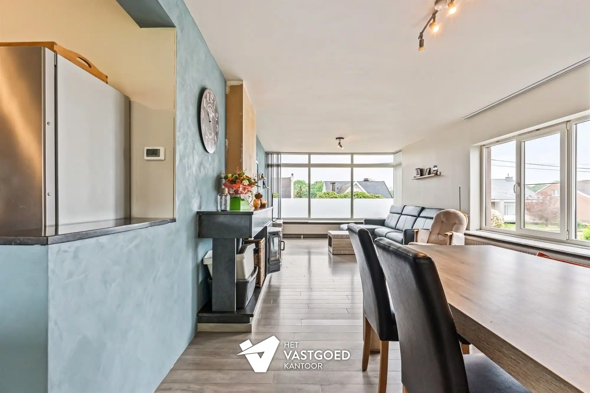 GERENOVEERDE WONING MET 4 SLAAPKAMERS GELEGEN OP EEN RUIM PERCEEL VAN 11A35CA TE SCHERPENHEUVEL foto 4