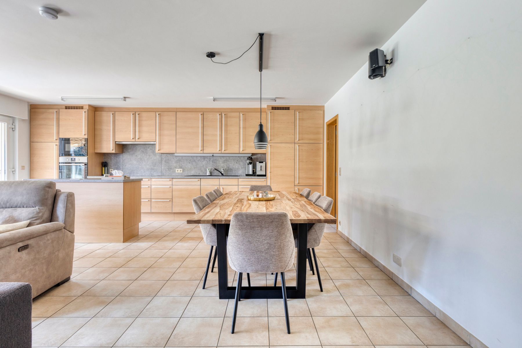 INSTAPKLARE WONING TE KOOP IN DOODLOPENDE STRAAT (EPC A)! foto 6