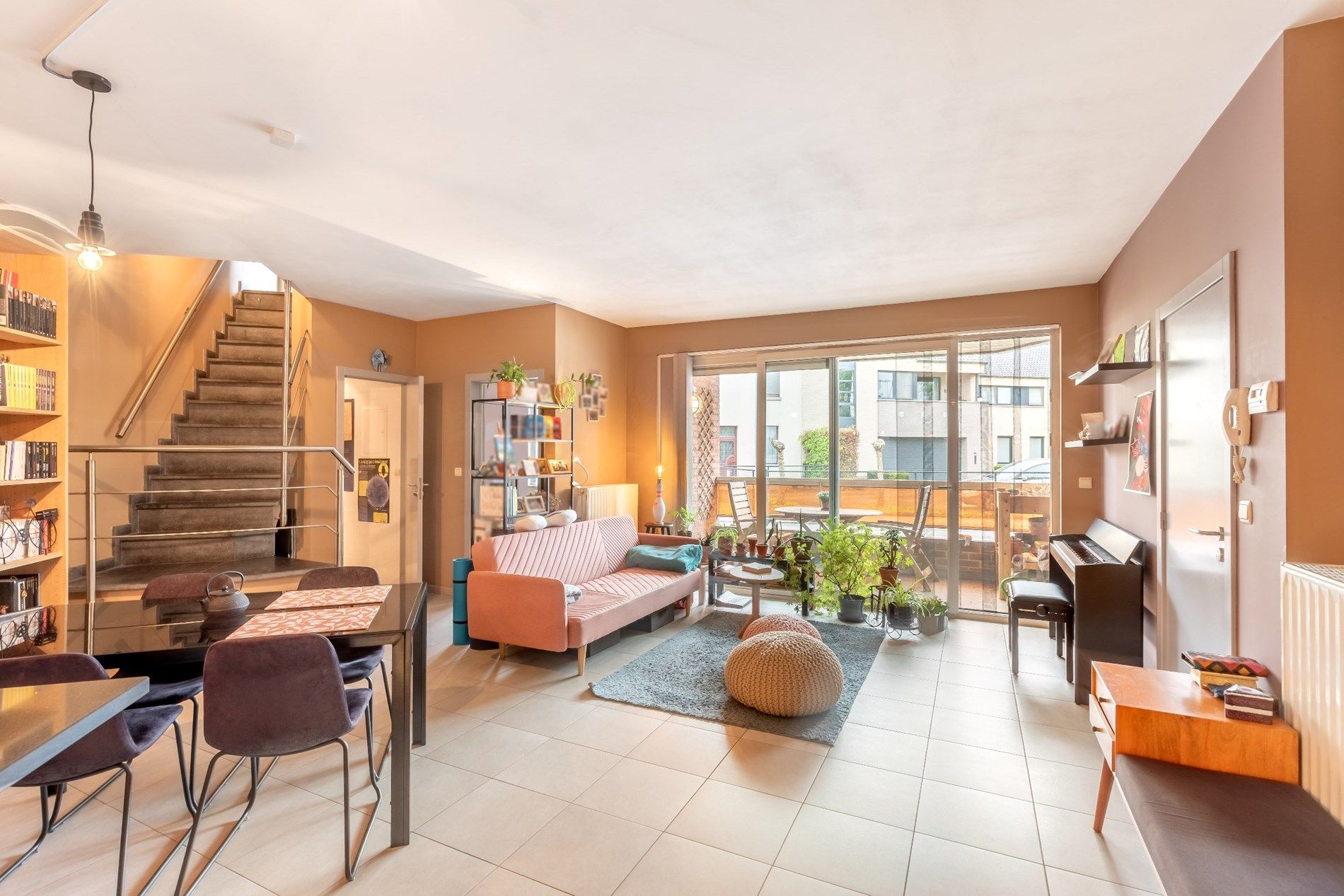 Leuk duplexappartement met terras! foto 2