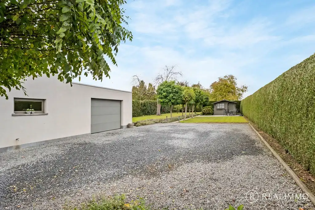 Leuke alleenstaande woning op 1410m² foto 18