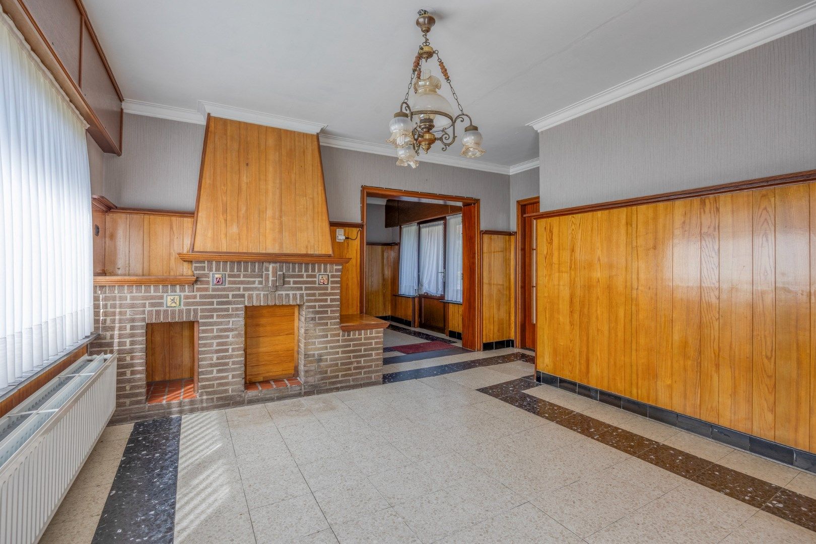 Ruime op te frisse woning op een perceel van 2.210 m² ! foto 6