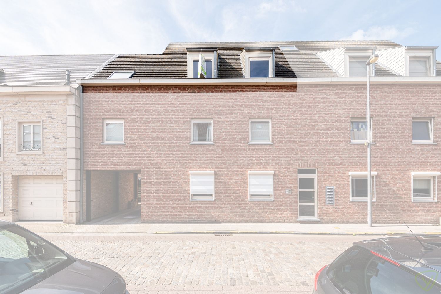 Instapklaar appartement met garage in het dorp van Adegem foto 5